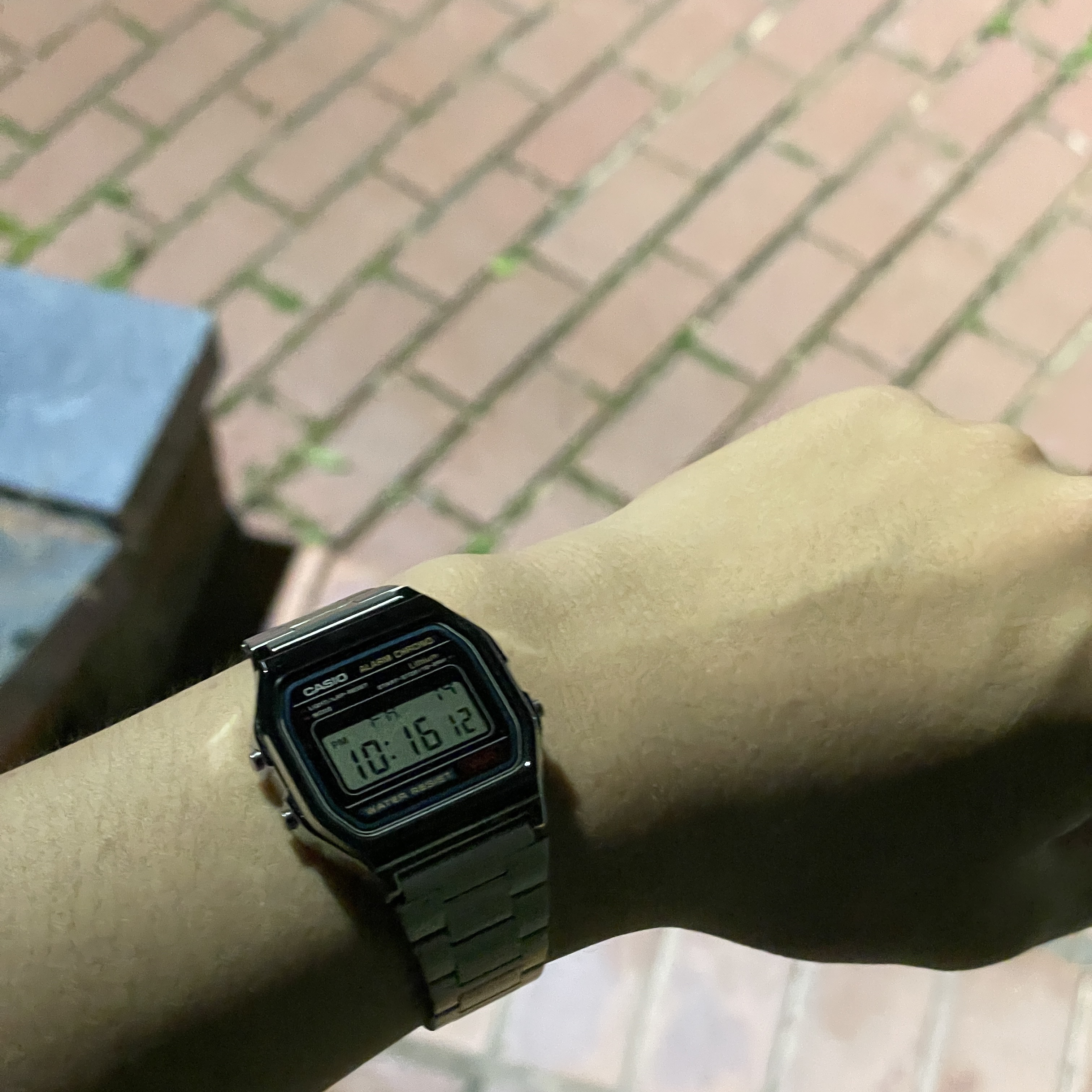 Casio A-158WA-1 착용 스타일
