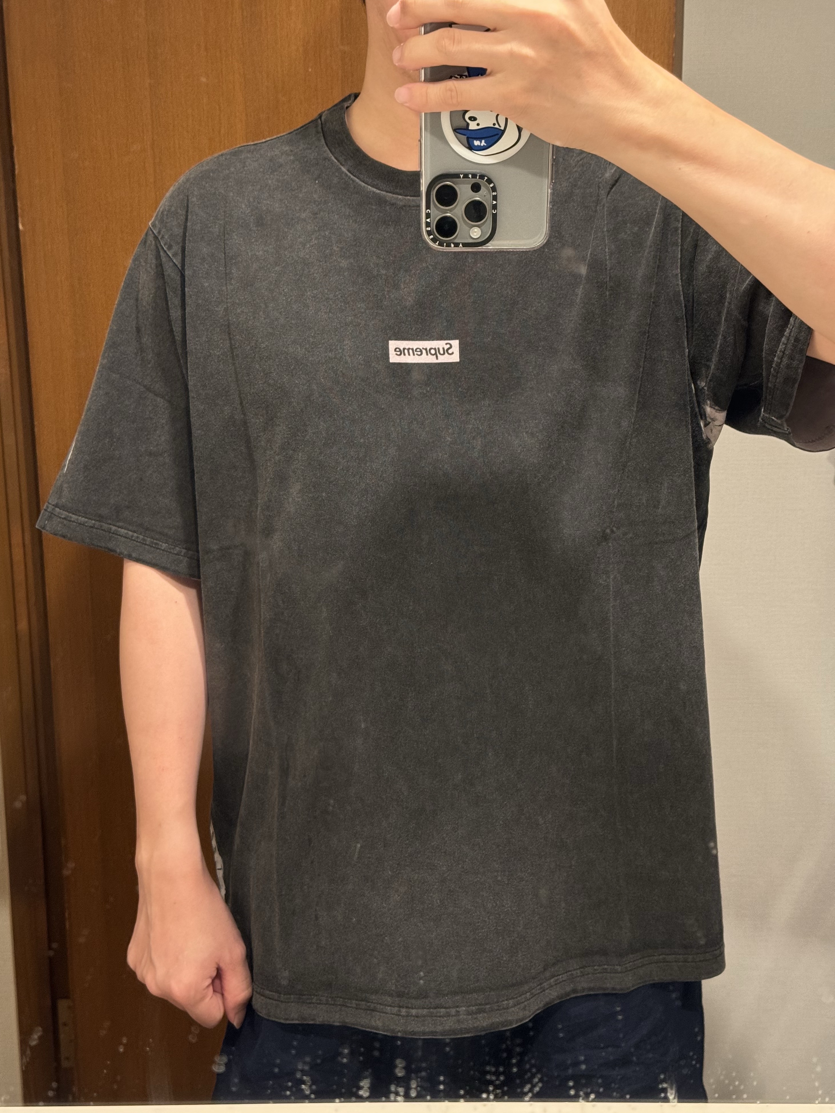 Supreme Overprint Small Box S/S Top Black - 24SS 착용 스타일 - 6