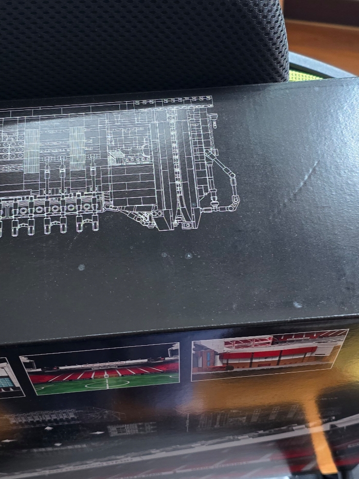 Lego Old Trafford Manchester United 착용 스타일 - 4