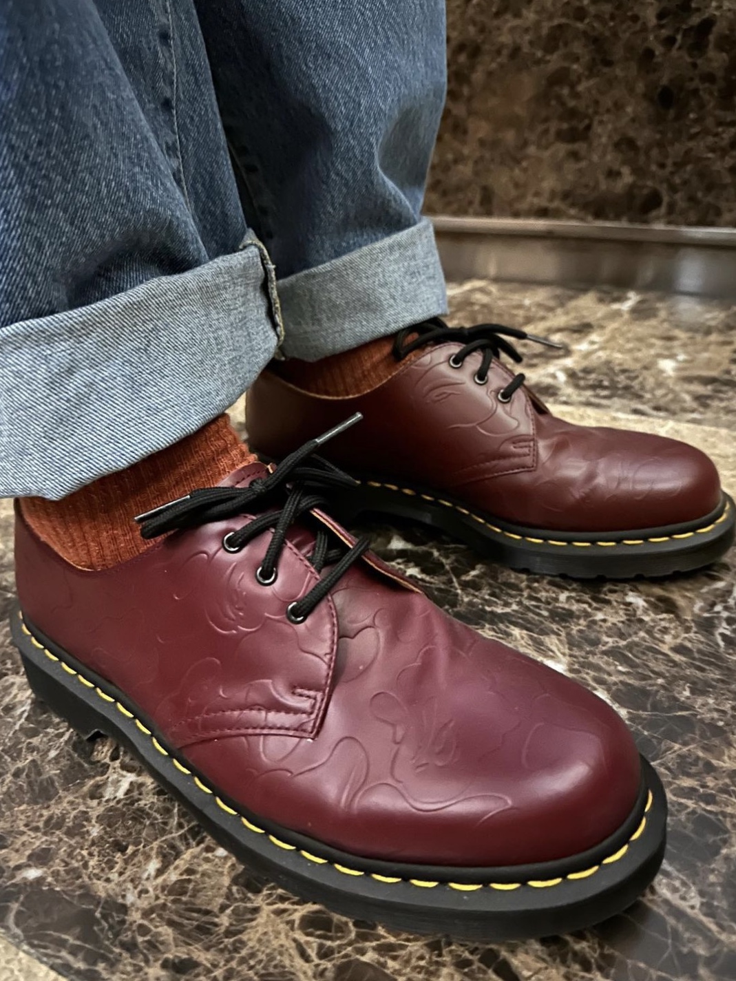 Dr. Martens x BAPE 1461 Smooth Emboss Black 착용 스타일 - 1