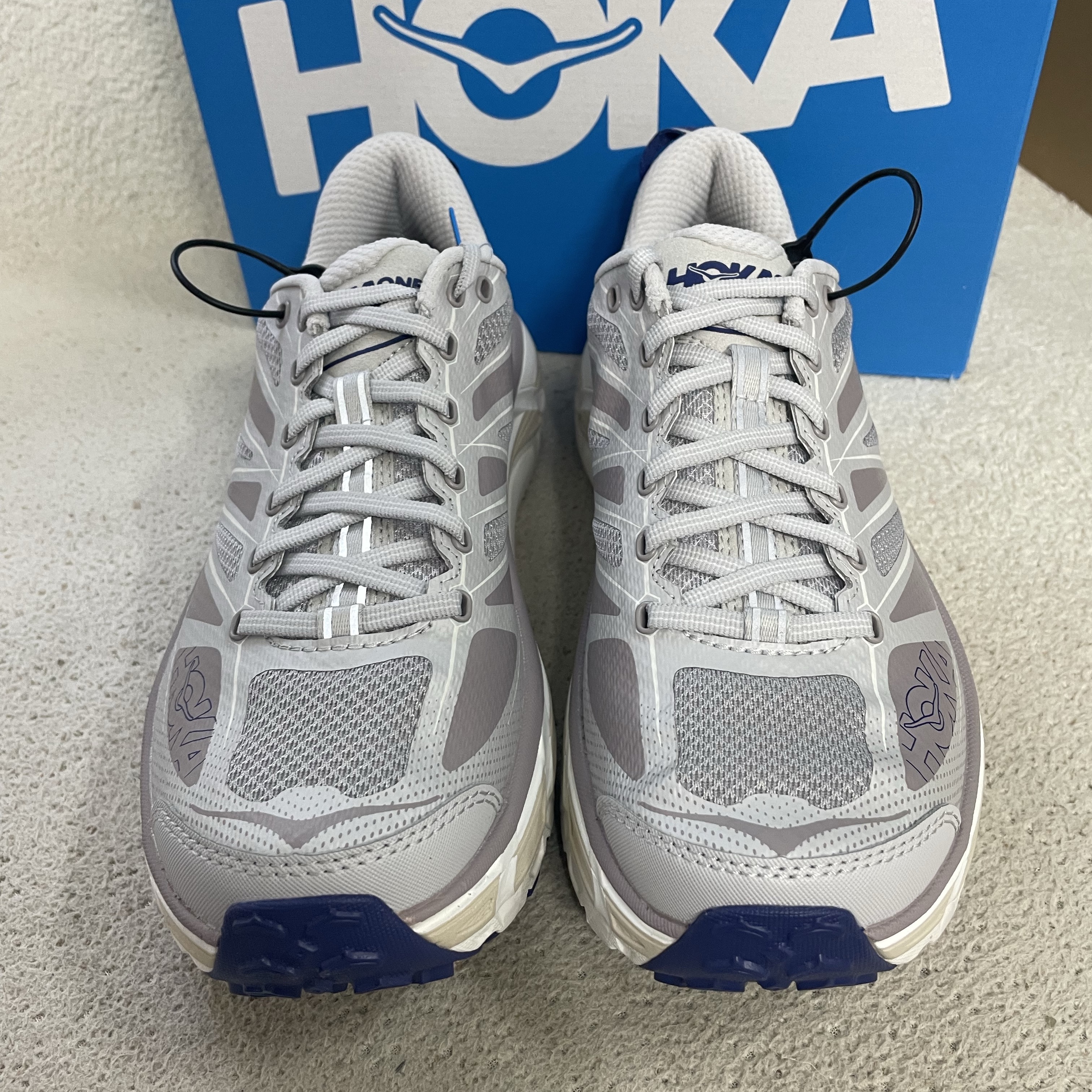 Hoka Mafate Speed 2 Oat Milk Vaporous 착용 스타일 - 2