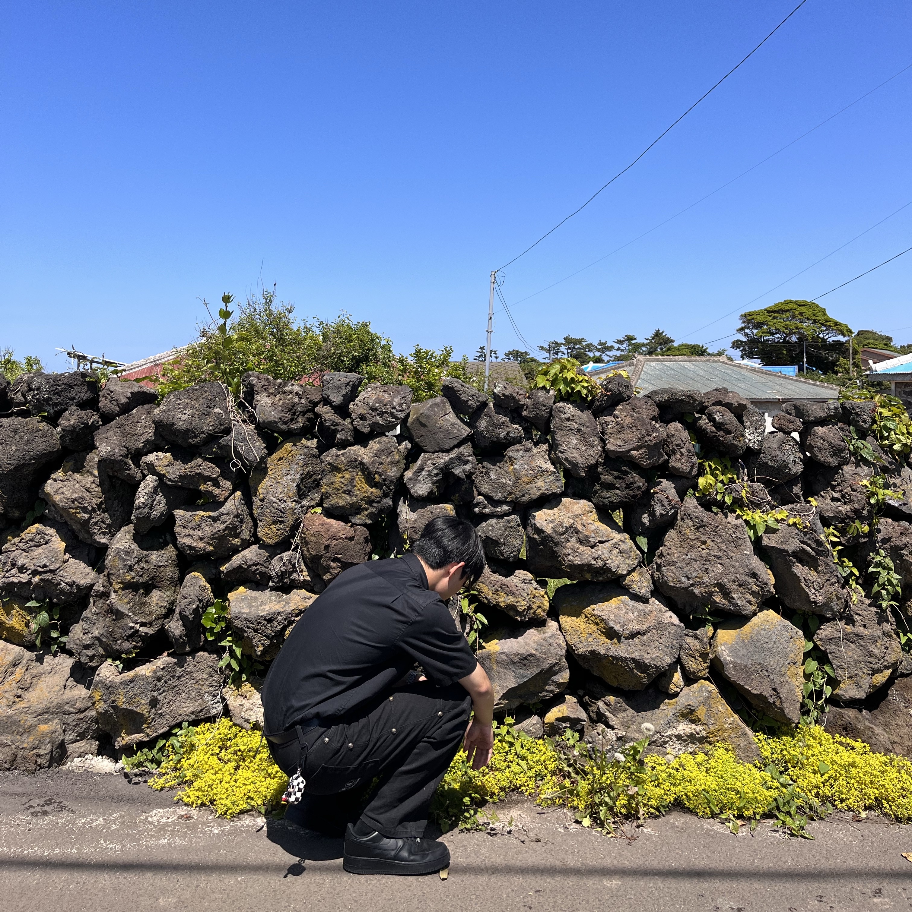 Nike Air Force 1 '07 Low Triple Black, Thug Club Thug Pants (2) Black 착용 스타일 - 3