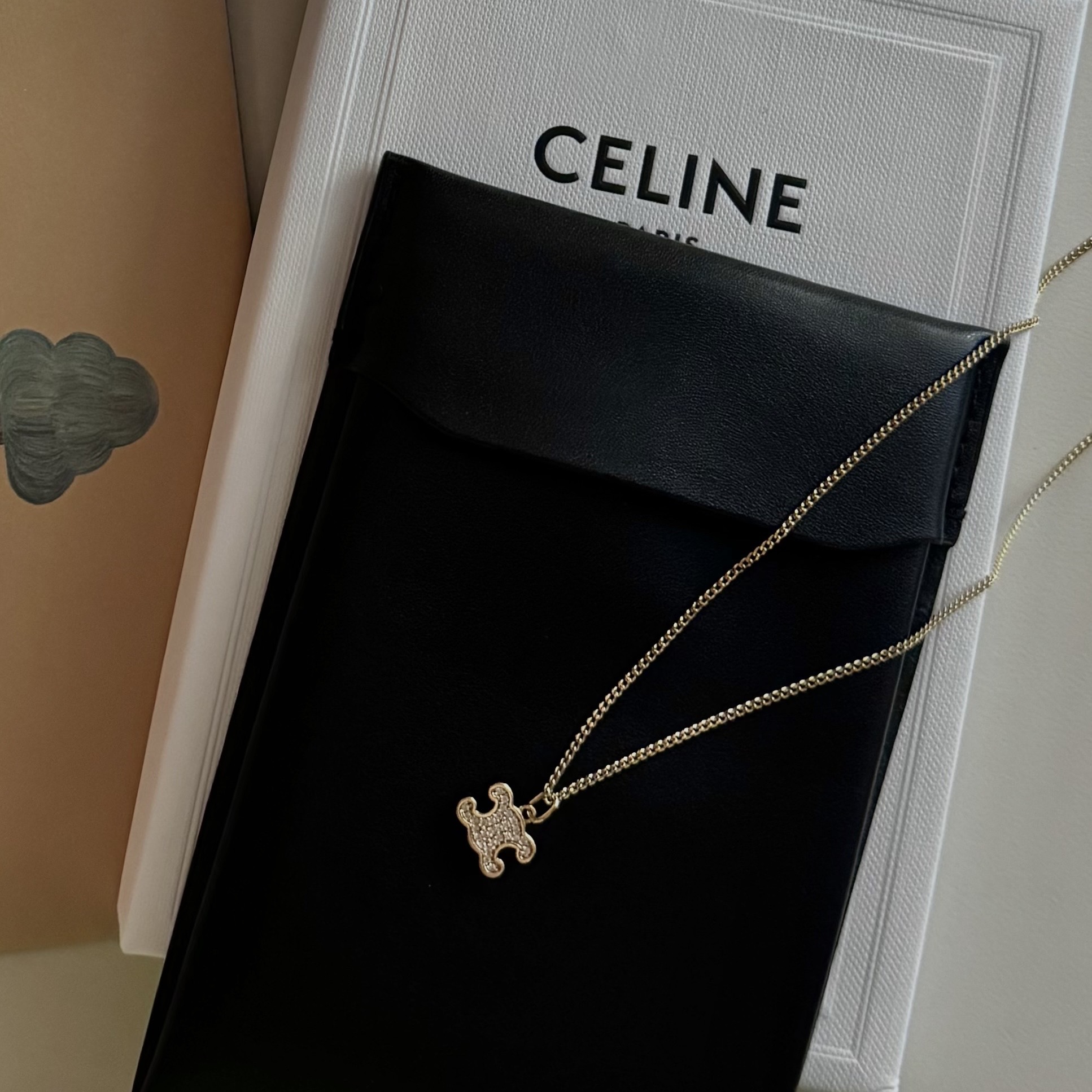 (W) Celine Triomphe Rhinestone Necklace in Brass with Gold Finish and Crystals Gold 착용 스타일