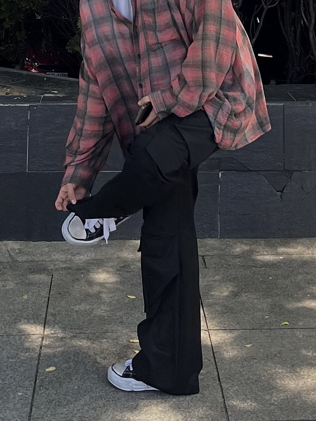Our Legacy Borrowed Shirt Big Lumbercheck Print, Maison Mihara Yasuhiro Peterson OG Sole Canvas Low Sneakers Black 착용 스타일 - 2