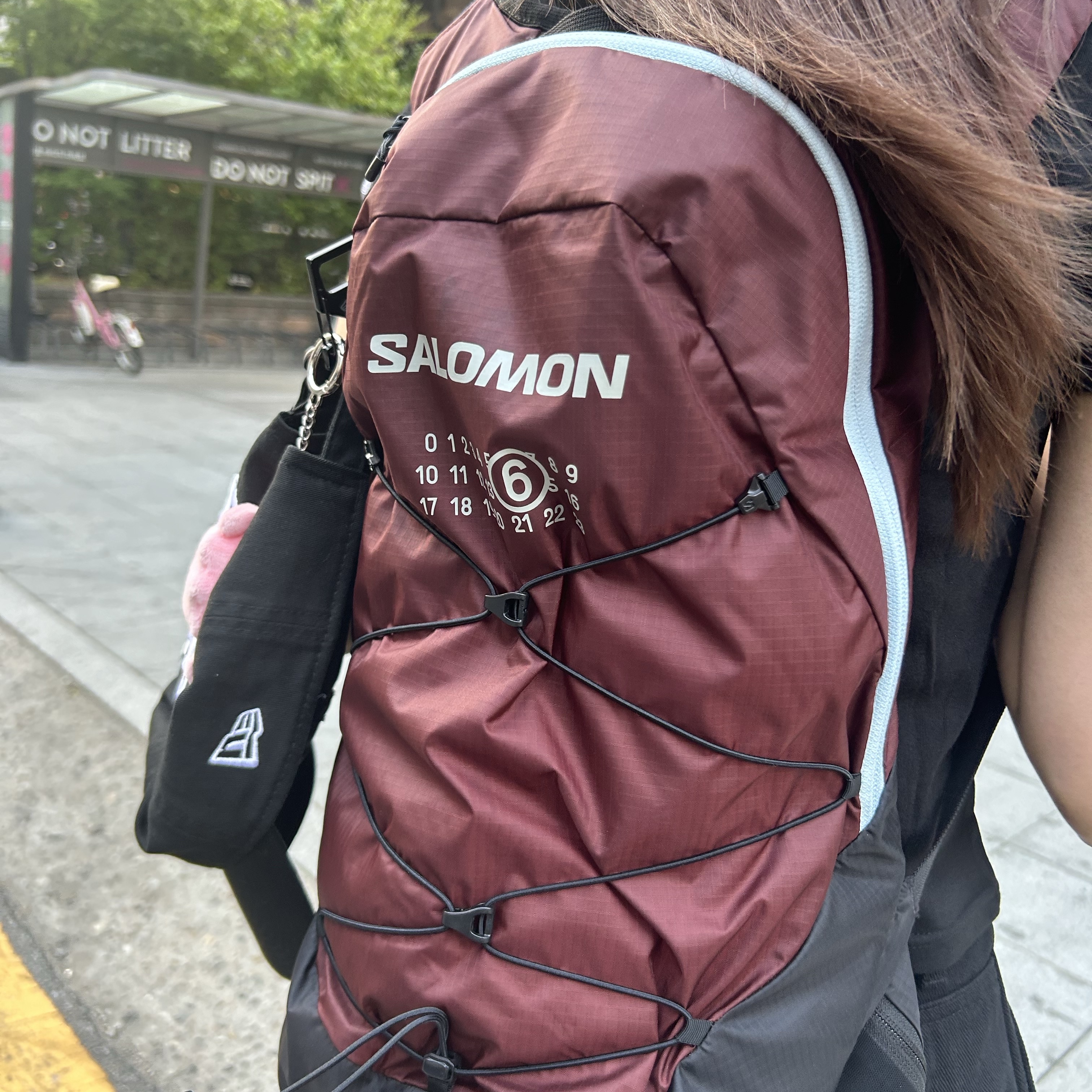Salomon x MM6 Maison Margiela XT-15 Bordeaux 착용 스타일 - 3