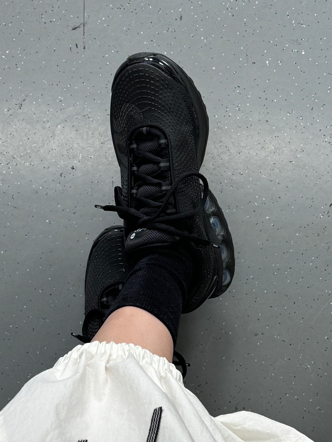 Nike x Supreme Air Max DN SP Black Galactic Jade 착용 스타일