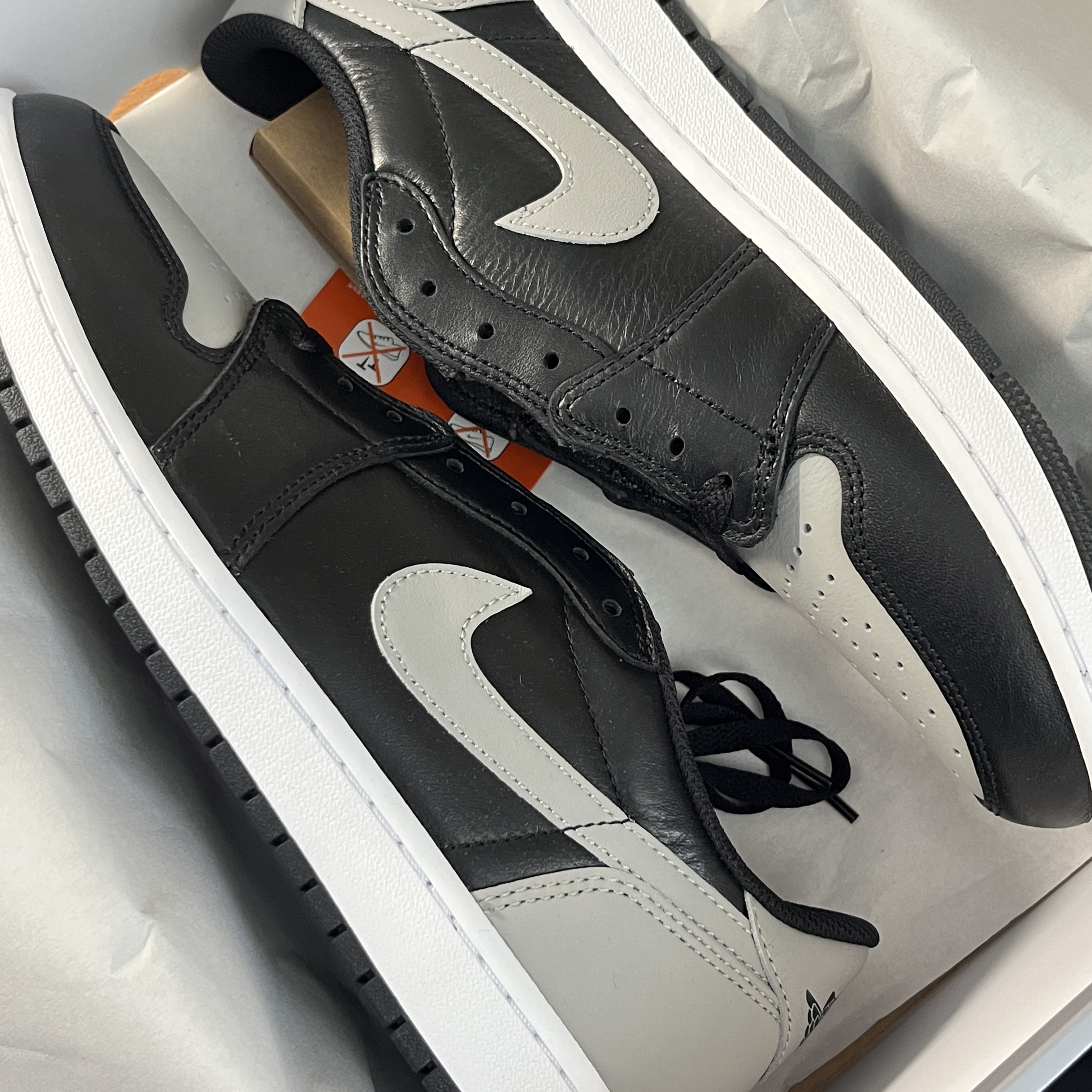 Jordan 1 Retro Low OG Shadow 착용 스타일