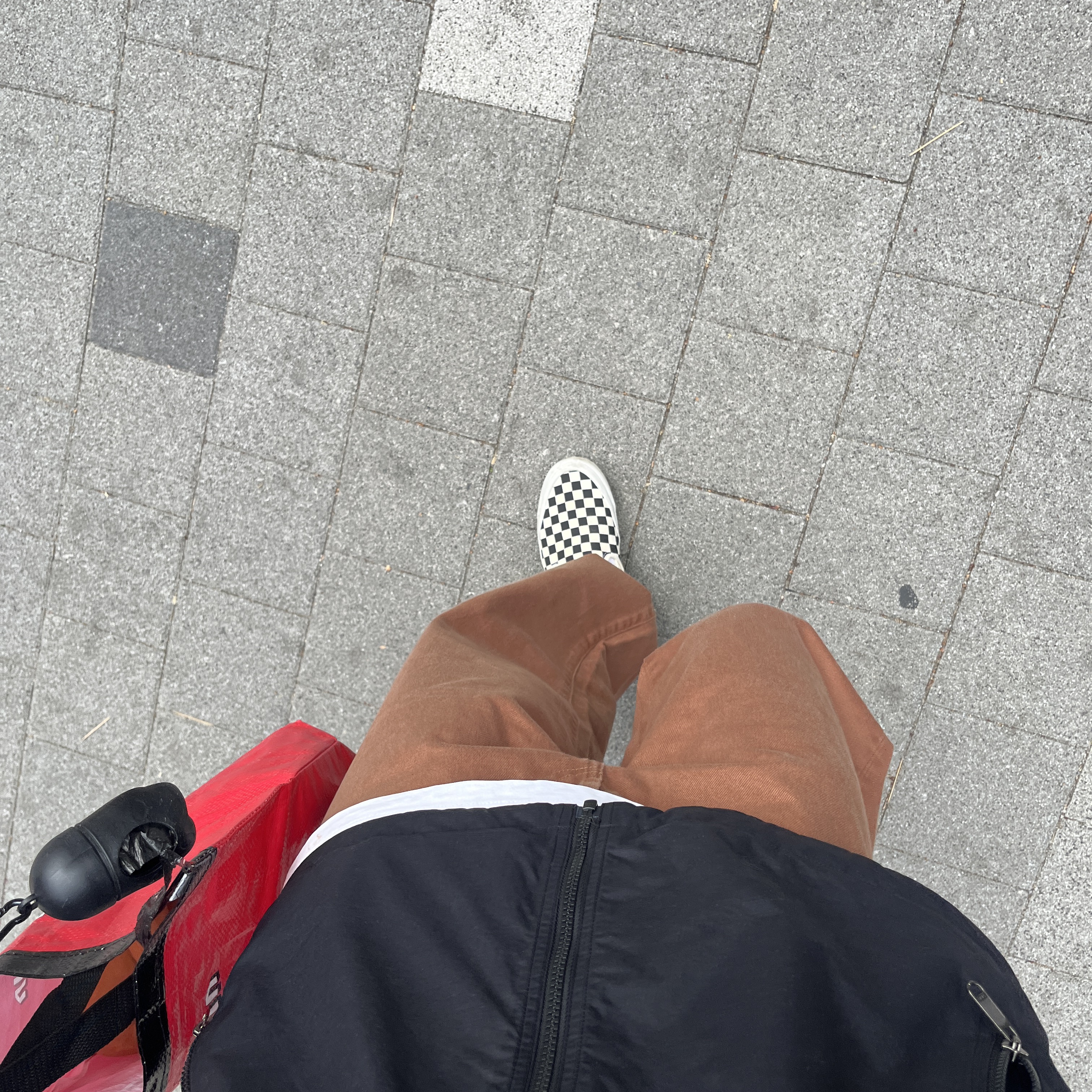 Supreme Regular Jean Brown - 24SS 착용 스타일 - 1