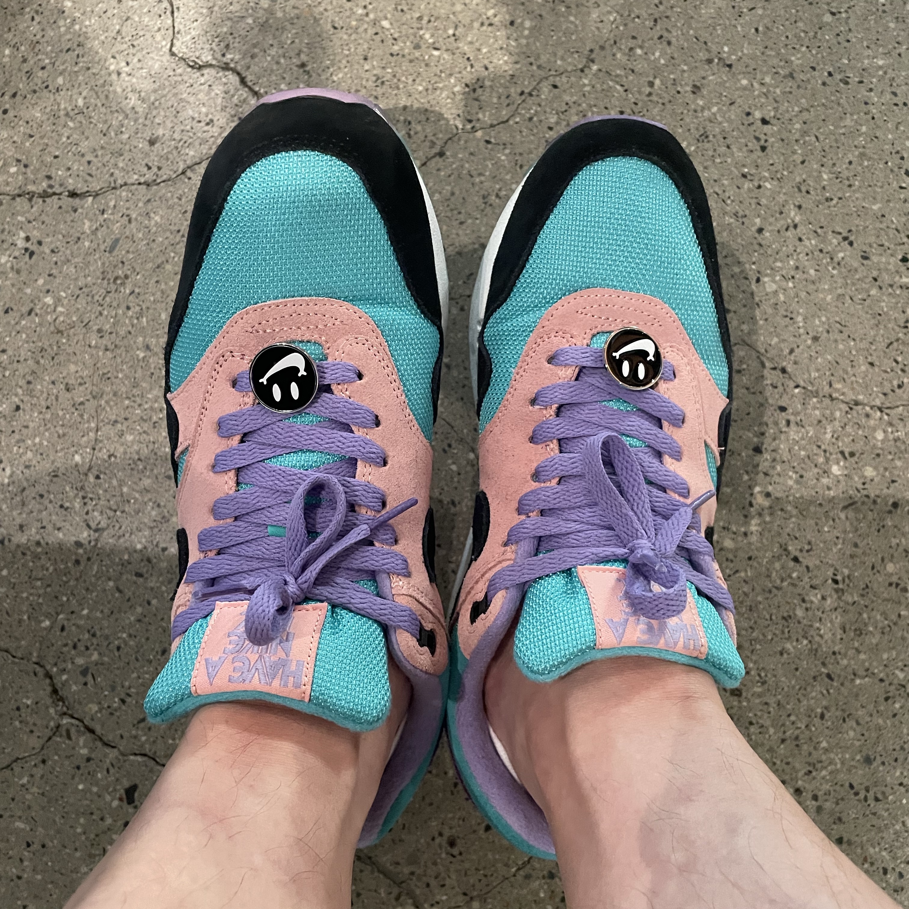 Nike Air Max 1 Have a Nike Day 착용 스타일 - 1
