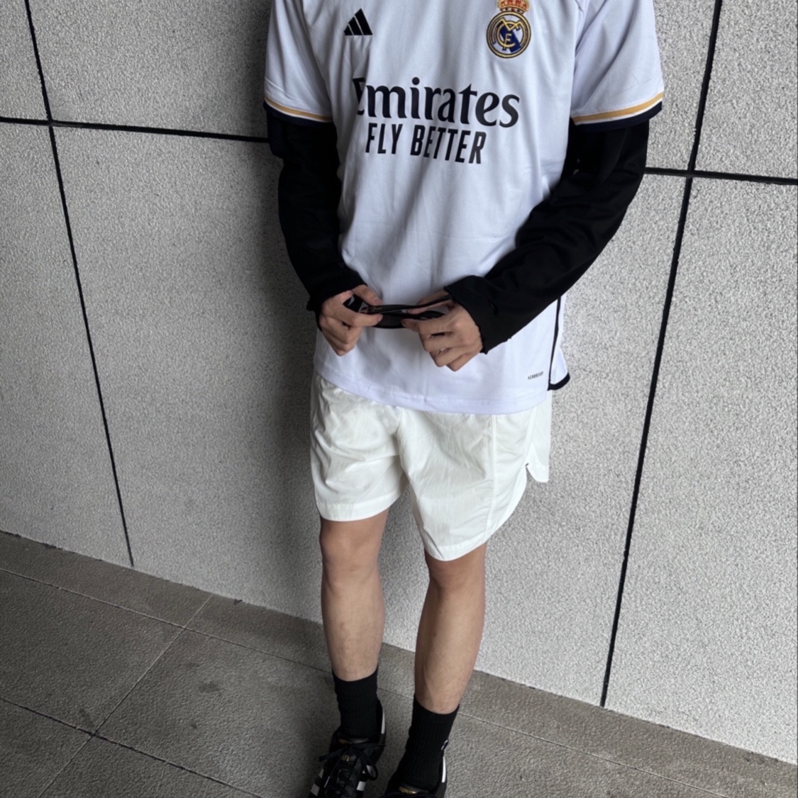 Adidas Real Madrid 2023/24 Home Jersey White - US Sizing (Non Marking Ver.) 착용 스타일