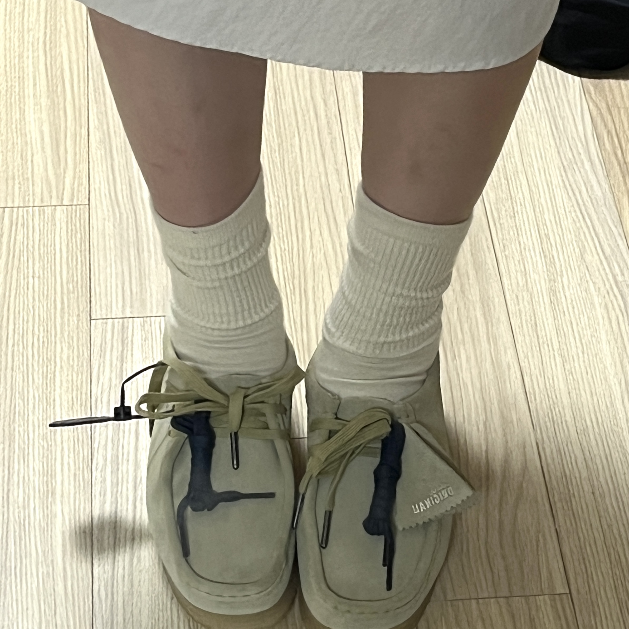 (W) Clarks Wallabee Maple Suede 착용 스타일