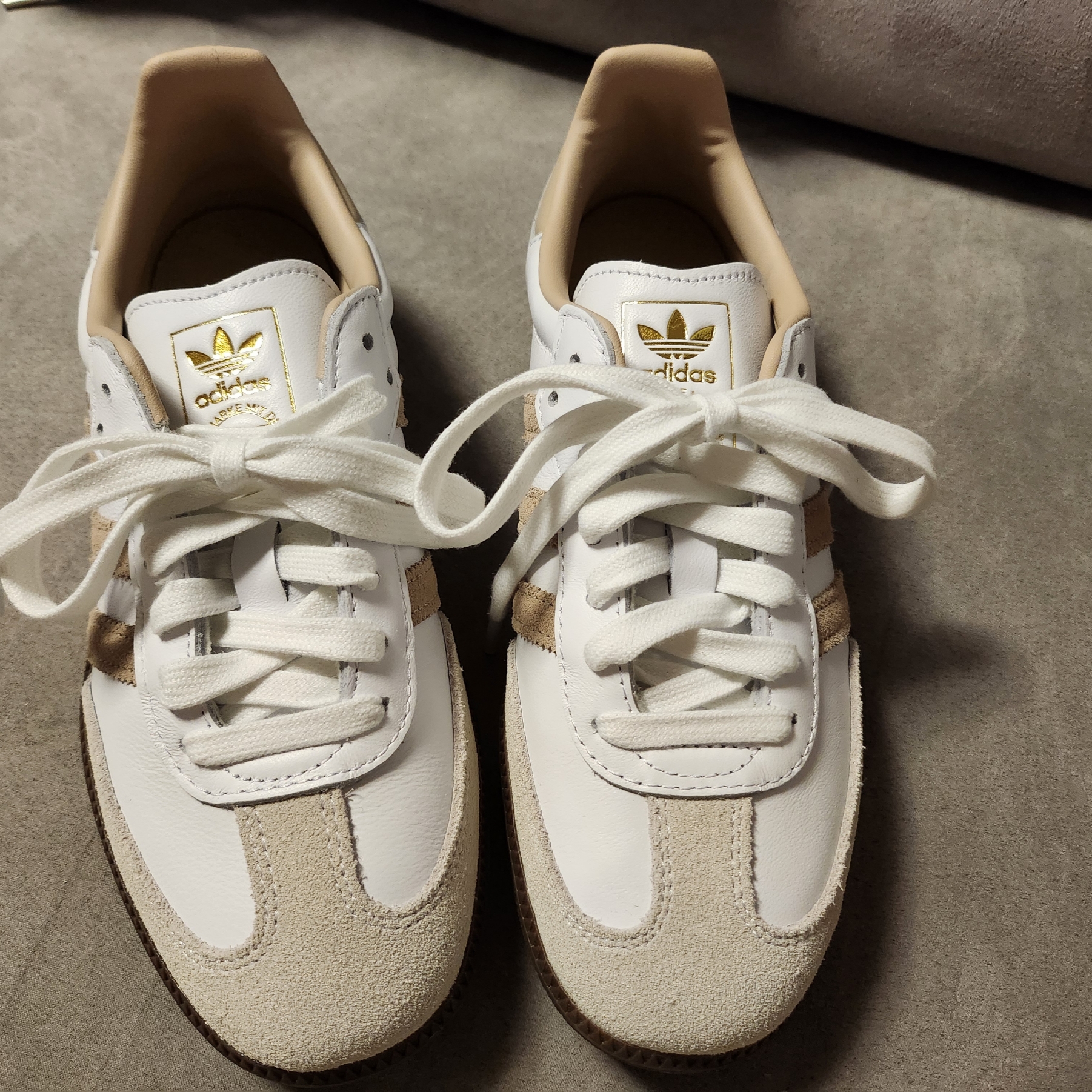 Adidas Samba OG White Clay Brown 착용 스타일 - 3