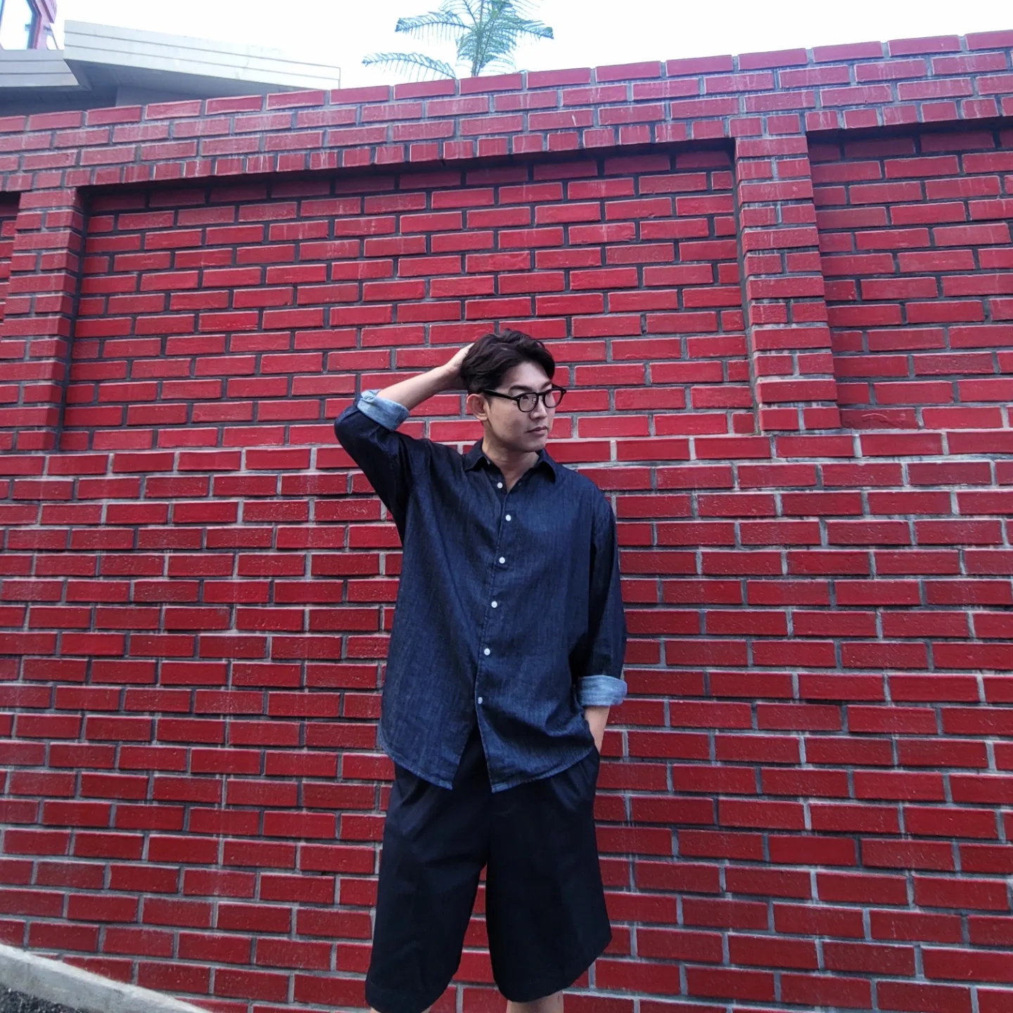 Maison Mihara Yasuhiro Baker OG Sole Canvas Low Cut Sneakers Black 착용 스타일 - 3