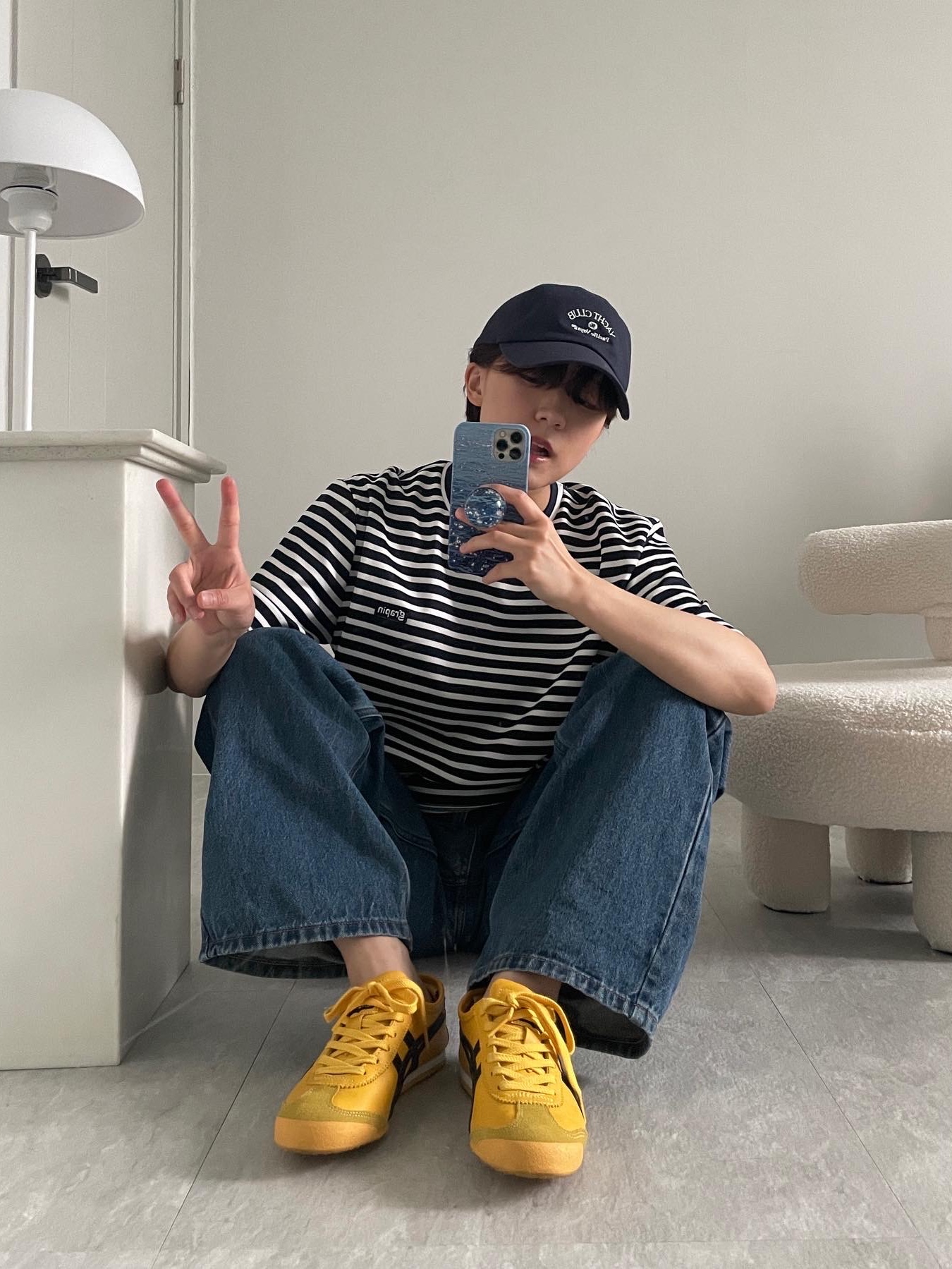Onitsuka Tiger Mexico 66 Yellow Black 착용 스타일