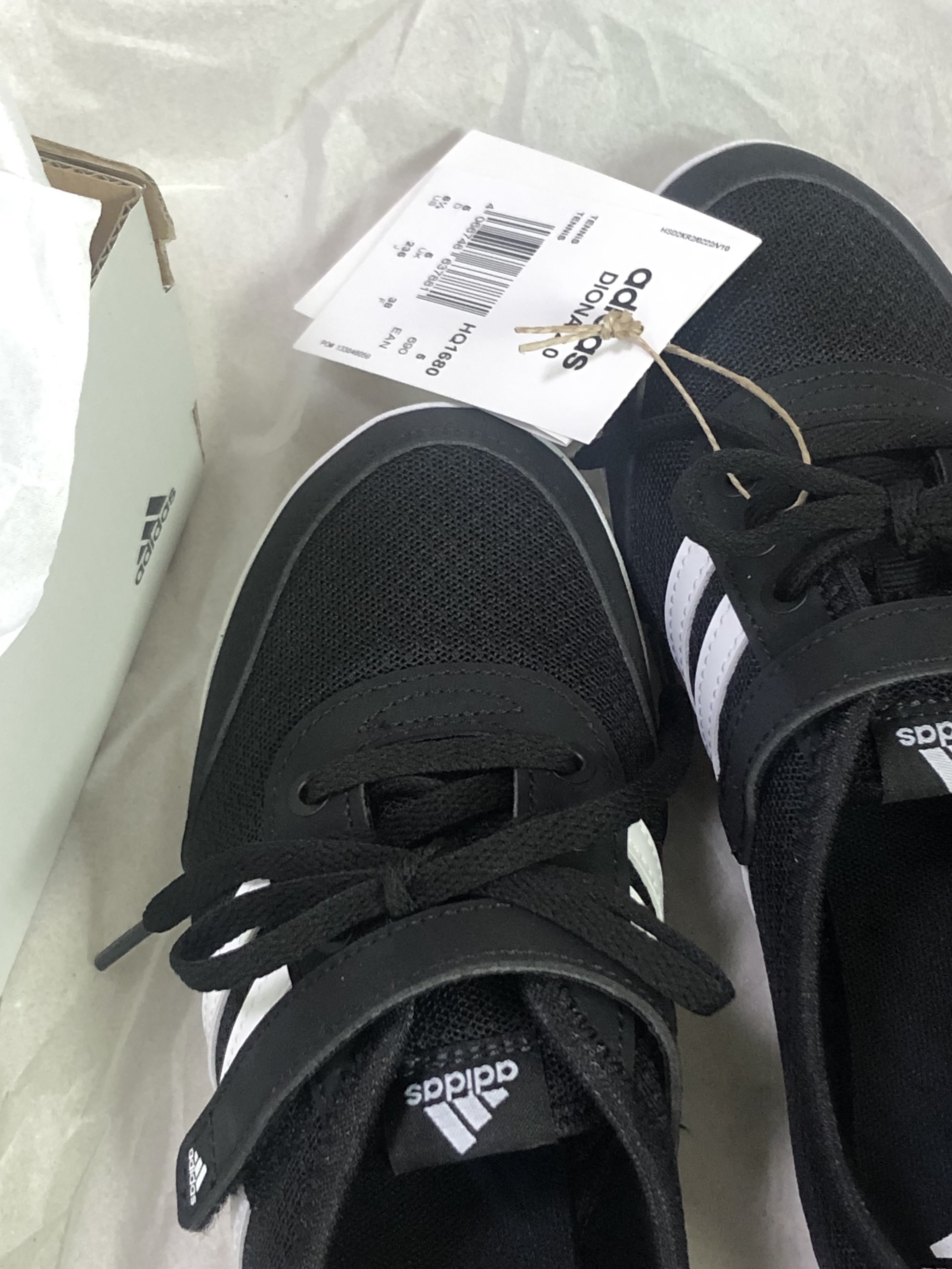 (W) Adidas Diona 2.0 Core Black White 착용 스타일 - 2