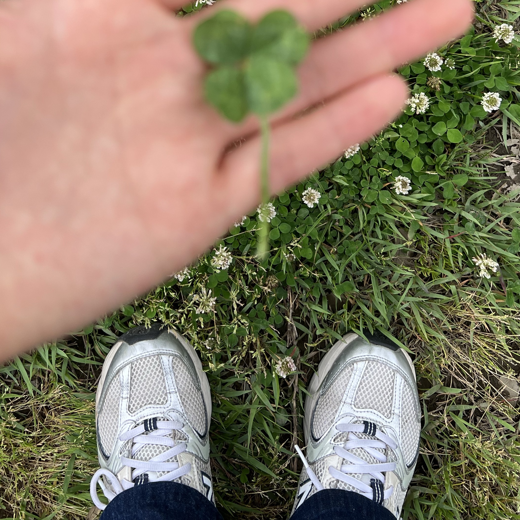 New Balance 530 Steel Grey 착용 스타일