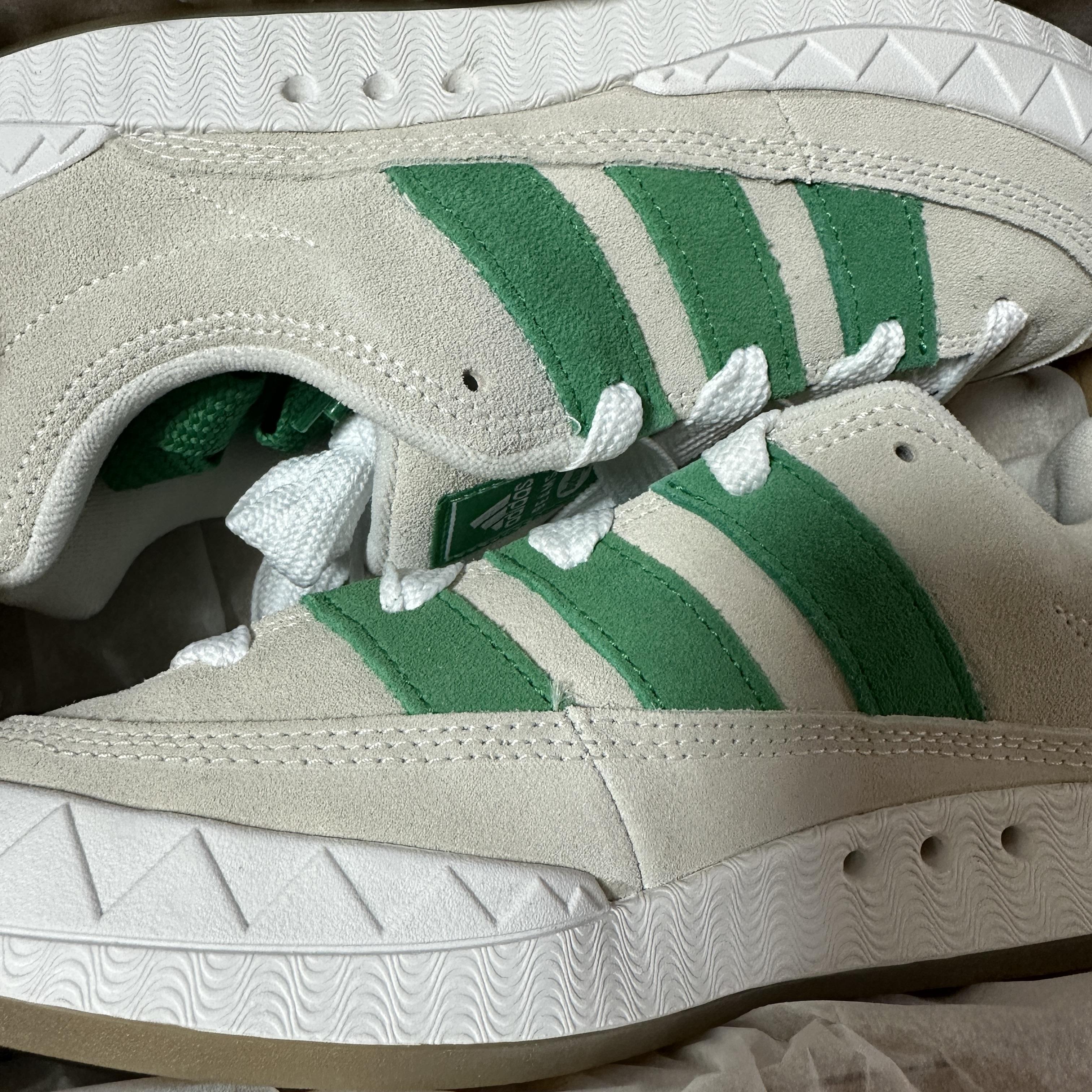 Adidas x Bodega x Beams Adimatic Off White Green 착용 스타일