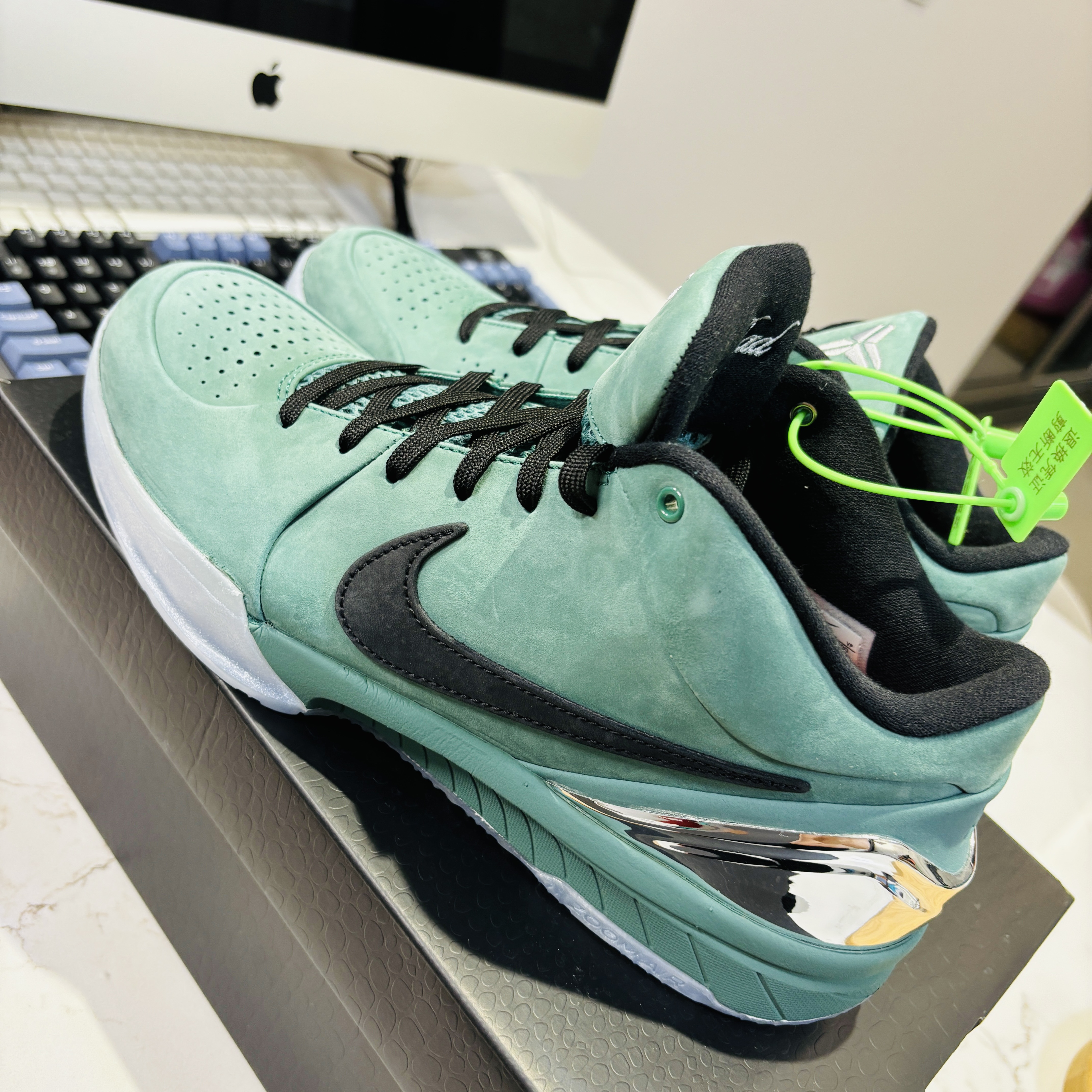 Nike Kobe 4 Protro Girl Dad 착용 스타일 - 3