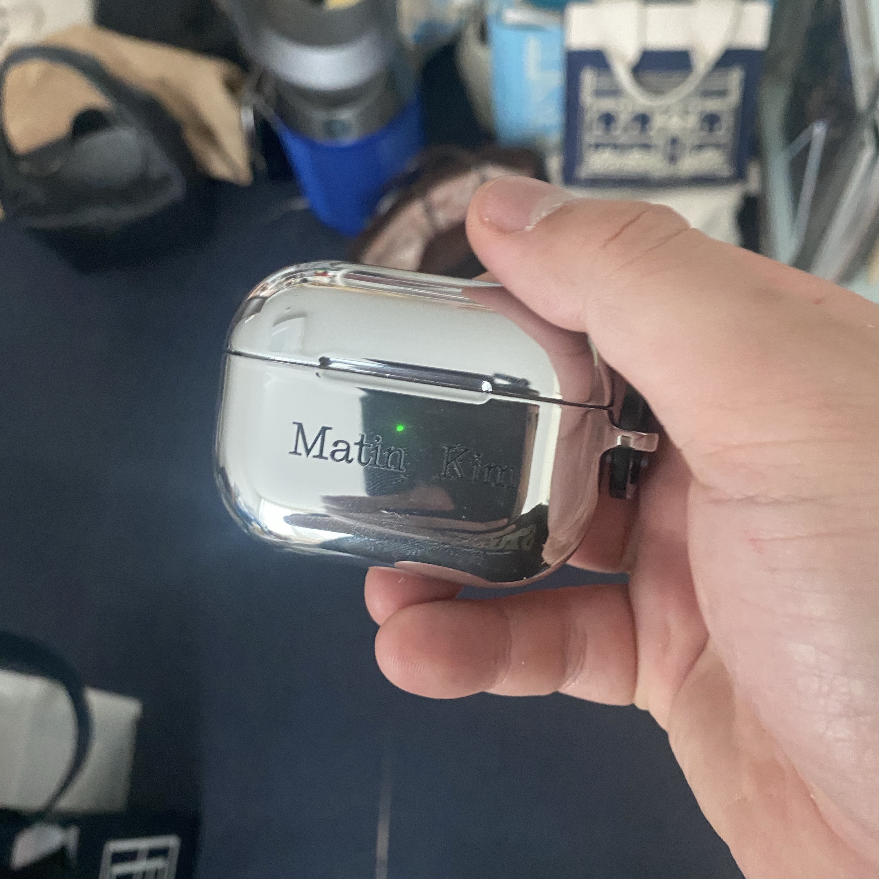 Casetify x Matin Kim iPhone Basic Logo AirPods AirPods Pro 1st/2nd Gen Case Silver 착용 스타일