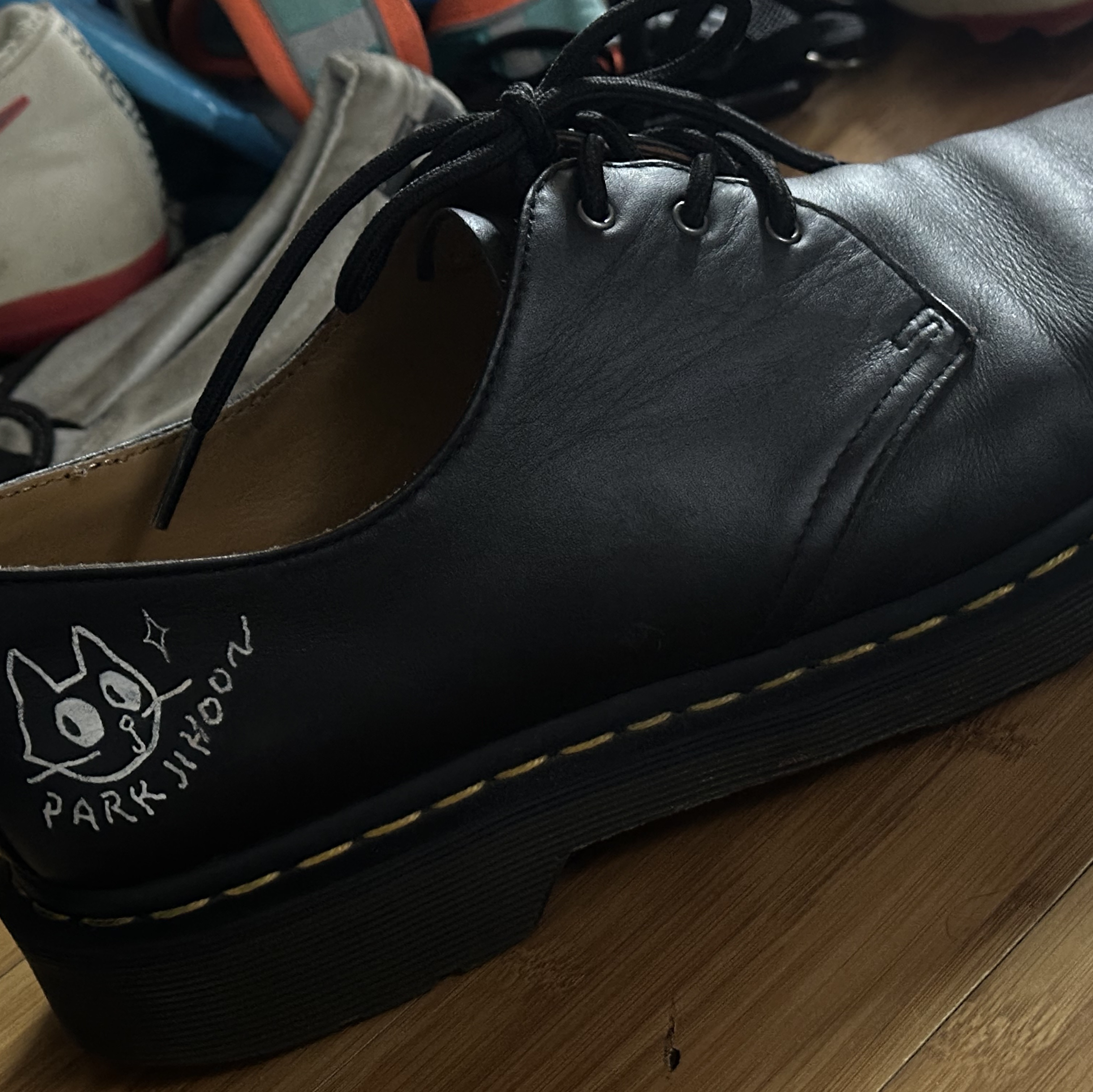 Dr. Martens 1461 Smooth Black 착용 스타일