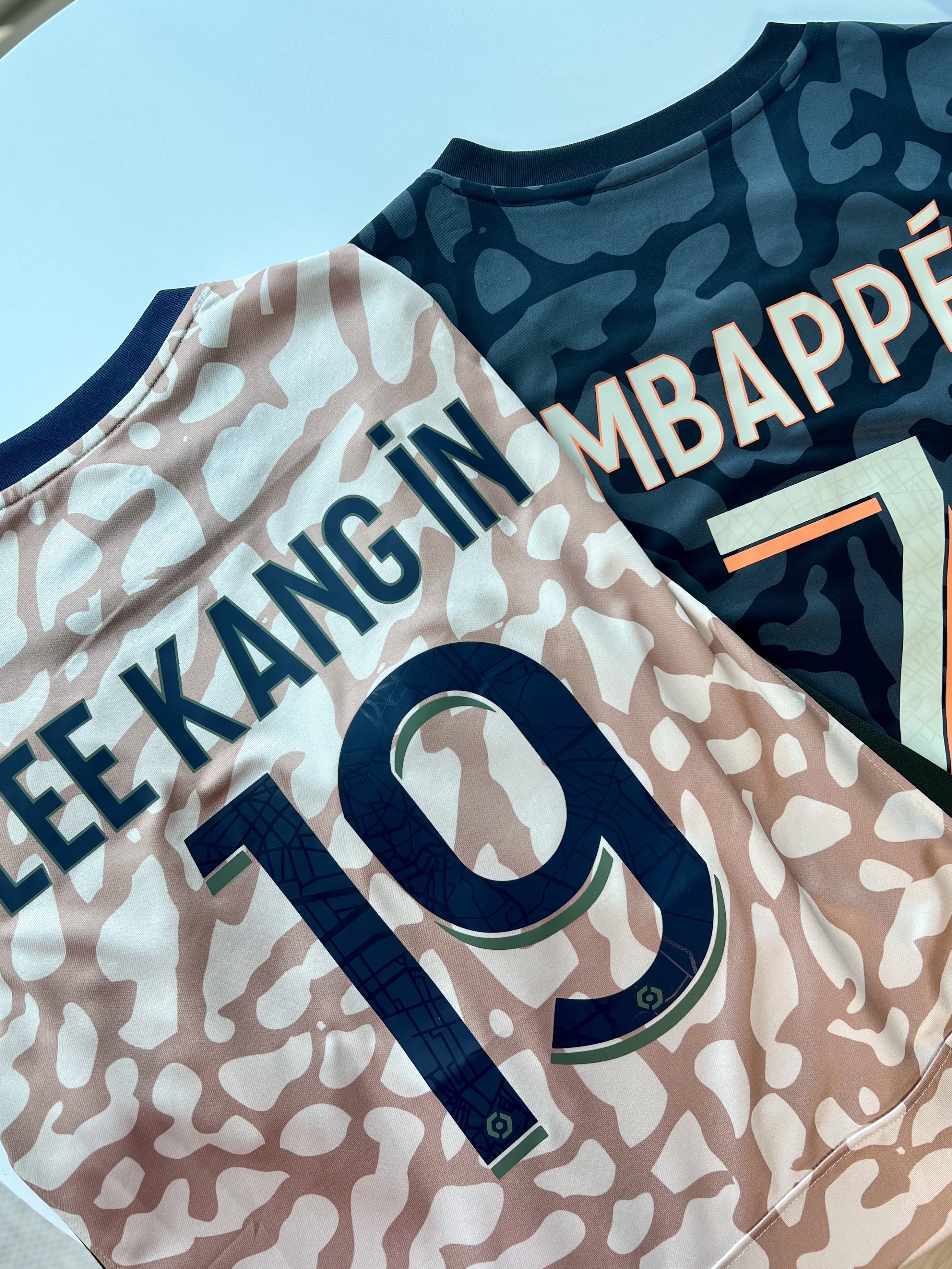 Jordan x Paris Saint-Germain 2023/24 Dri-Fit Stadium 3rd Jersey Anthracite (Non Marking Ver.) 착용 스타일