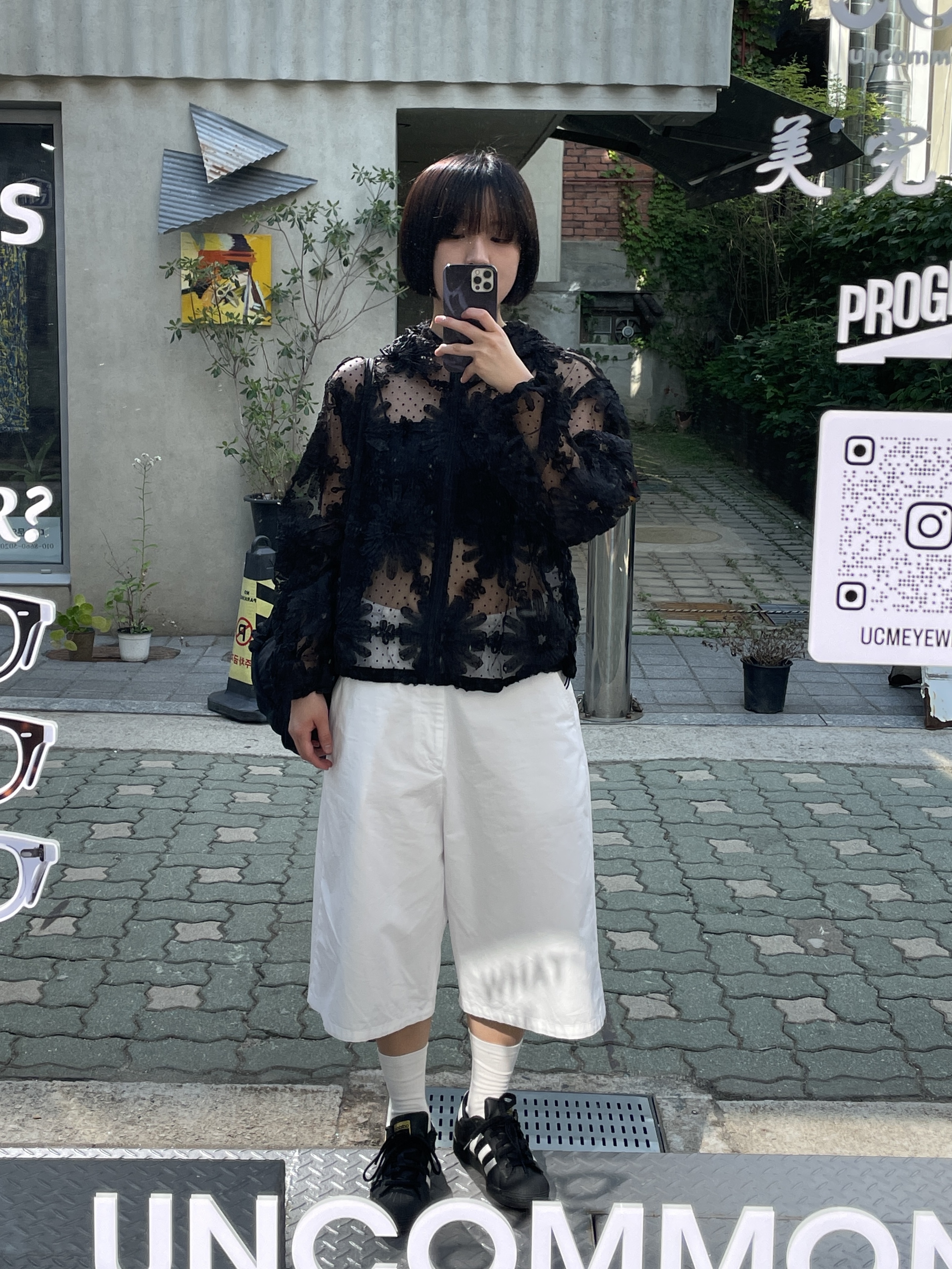 (J) Adidas Superstar Black White 착용 스타일