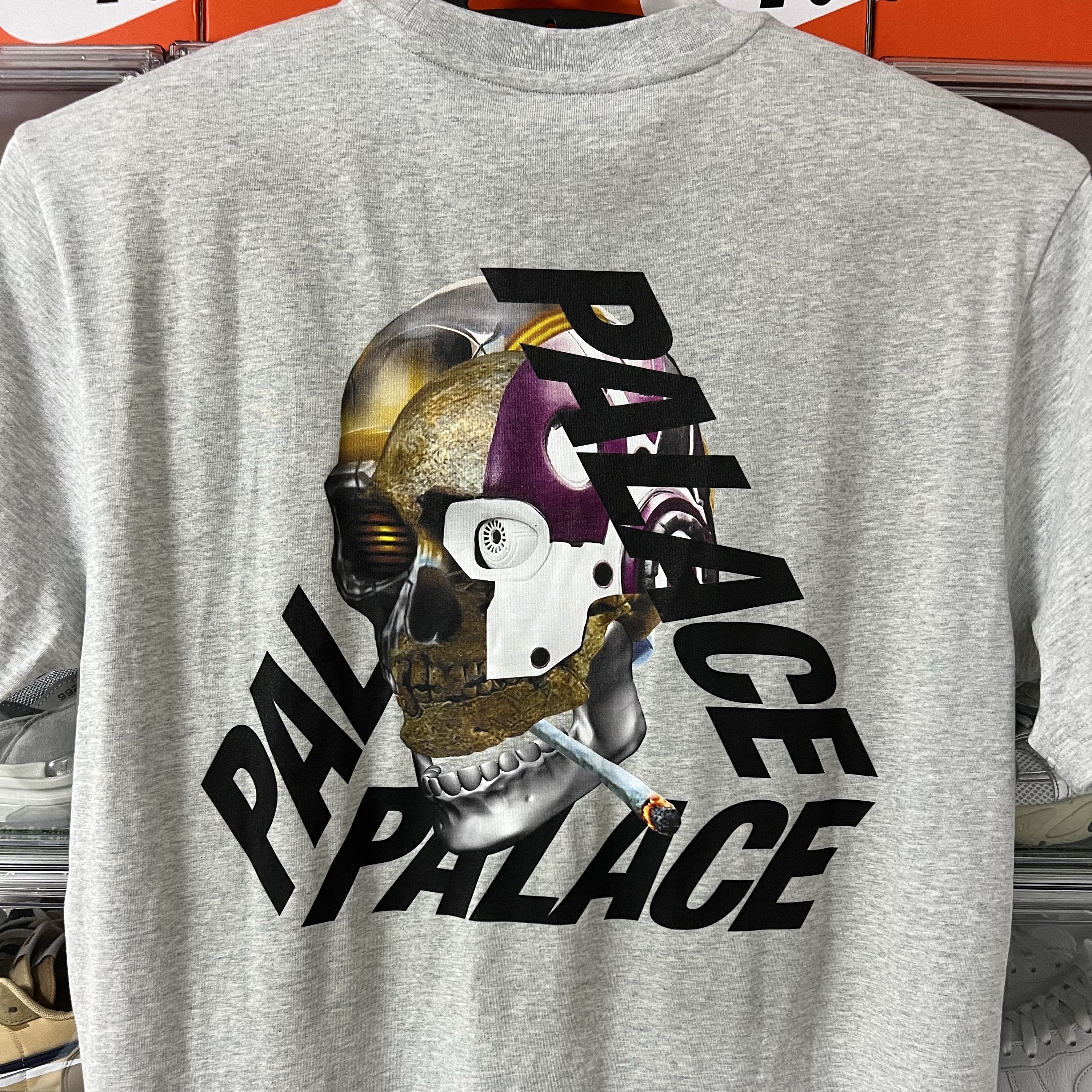 Palace Baked P-3 T-Shirt Grey Marl - 24SS 착용 스타일