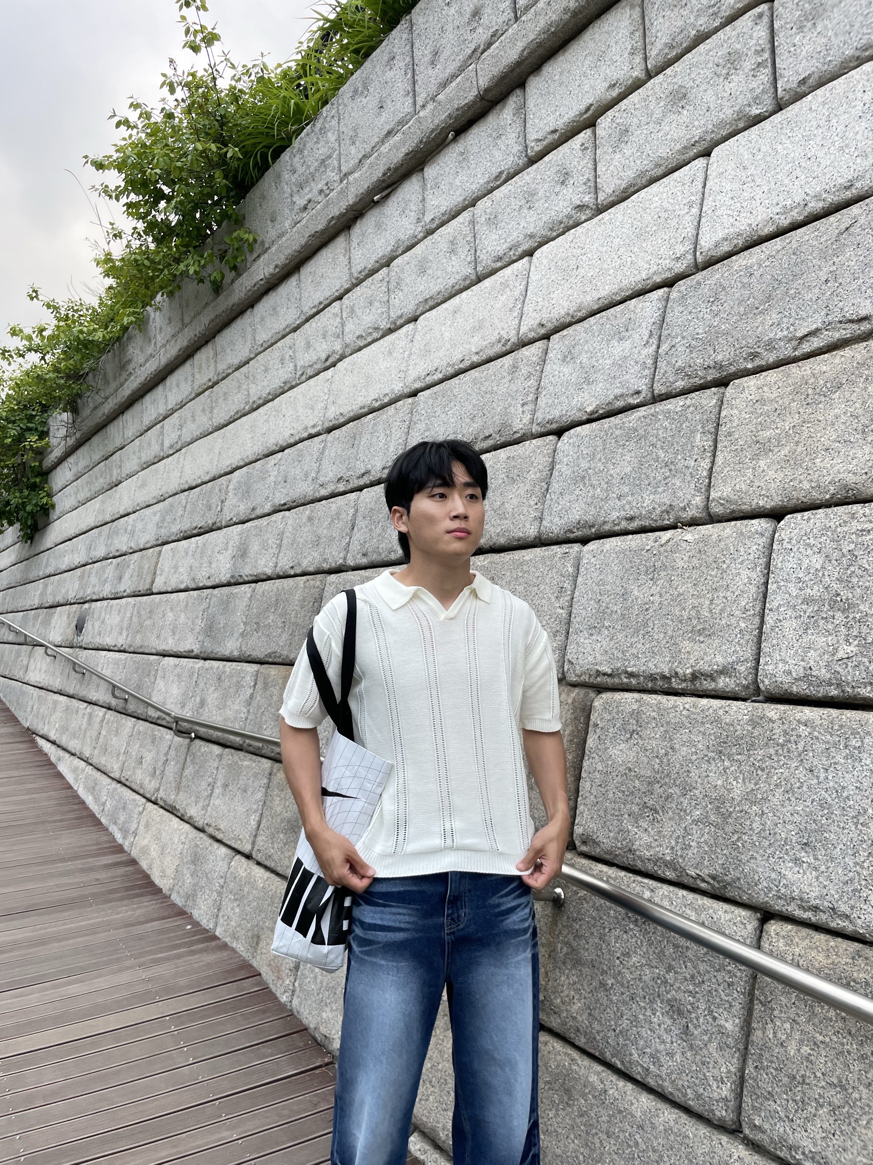 Asics Gel-Kayano 14 Black Pure Silver, Apple AirPods Max Lightning Silver (Korean Ver.) 착용 스타일 - 5