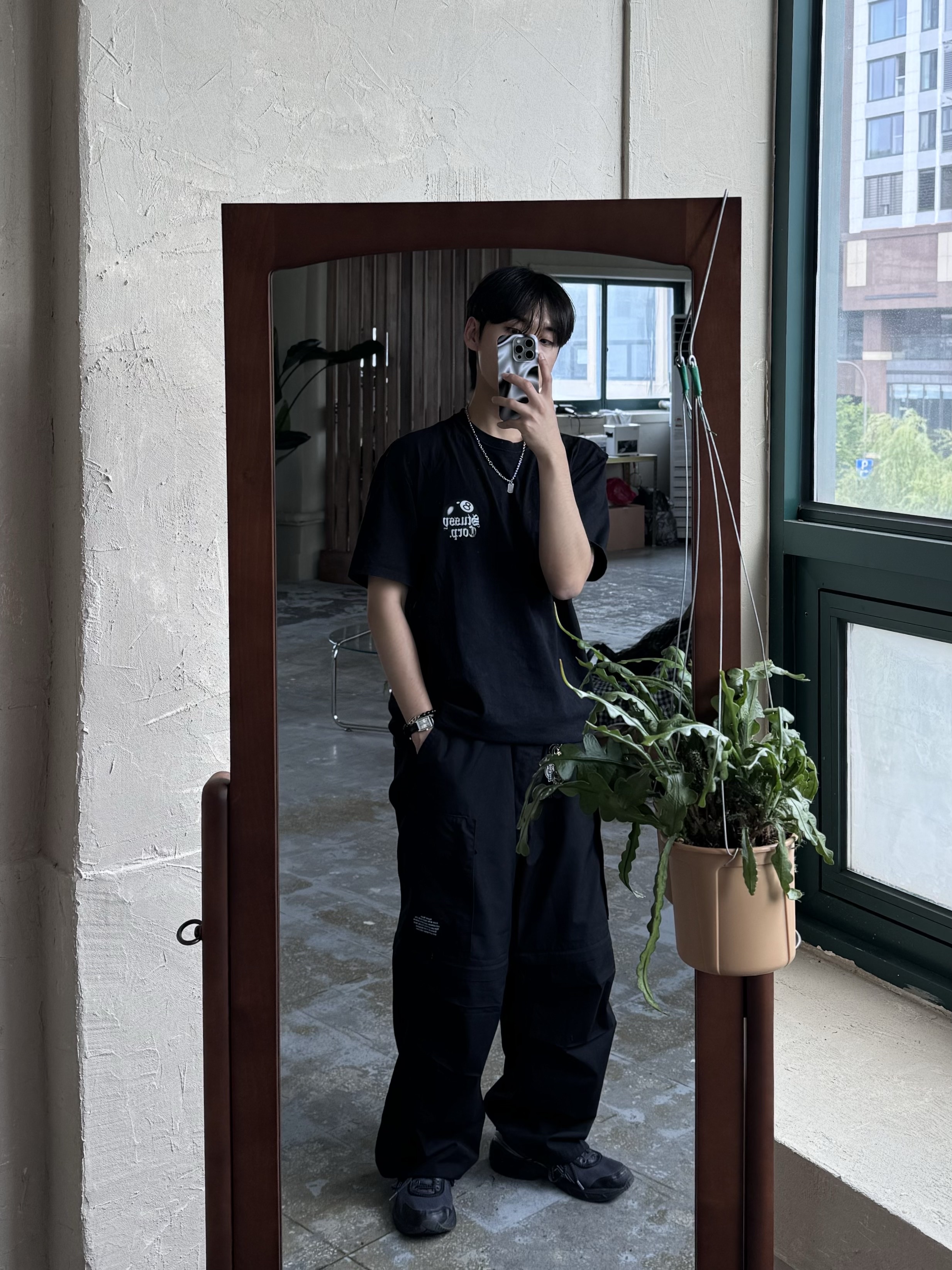 Stussy 8 Ball Corp T-Shirt Black, Asics UB2-S Gel-1130 Asphalt Pure Silver 착용 스타일 - 3