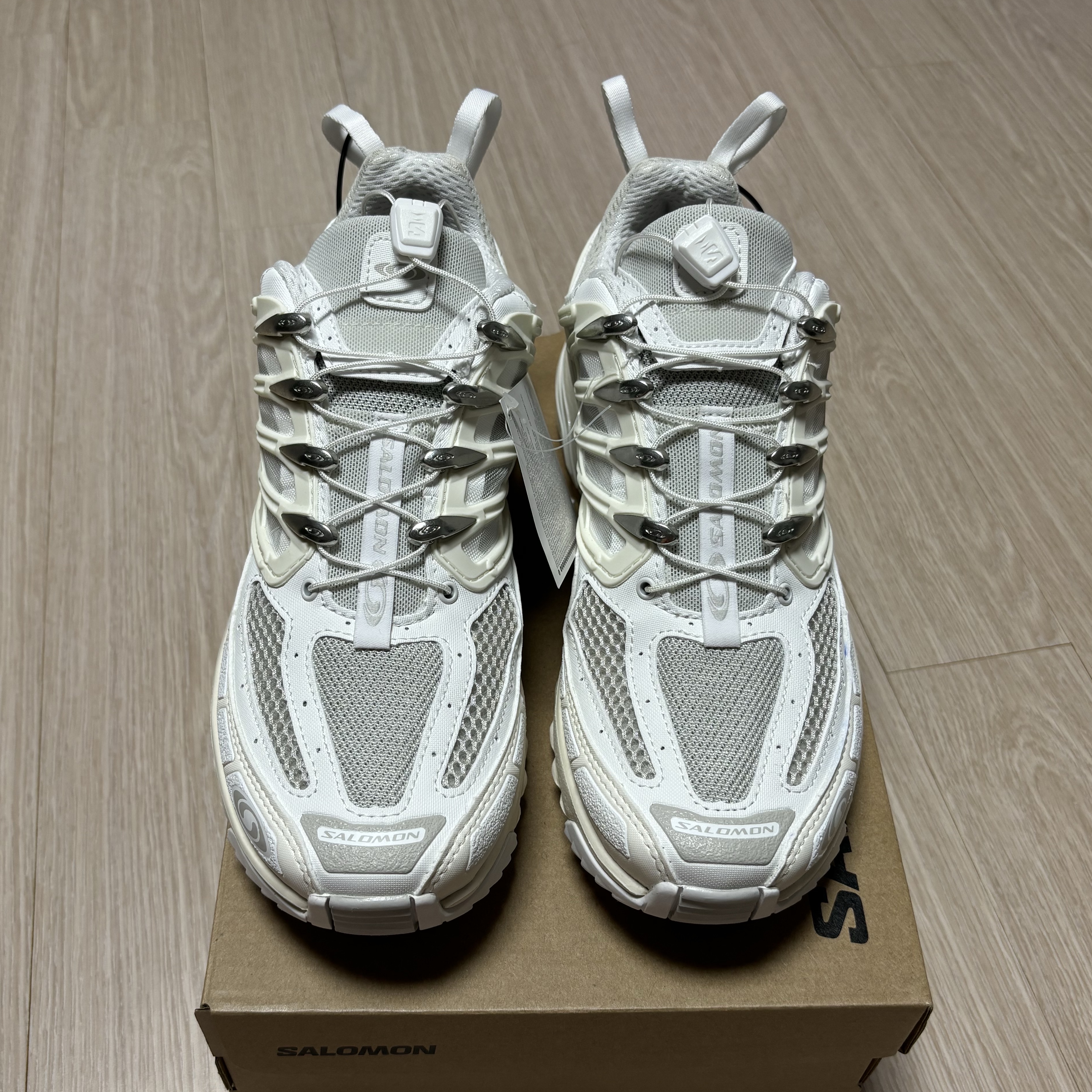 Salomon ACS Pro White Vanilla Ice 착용 스타일 - 2
