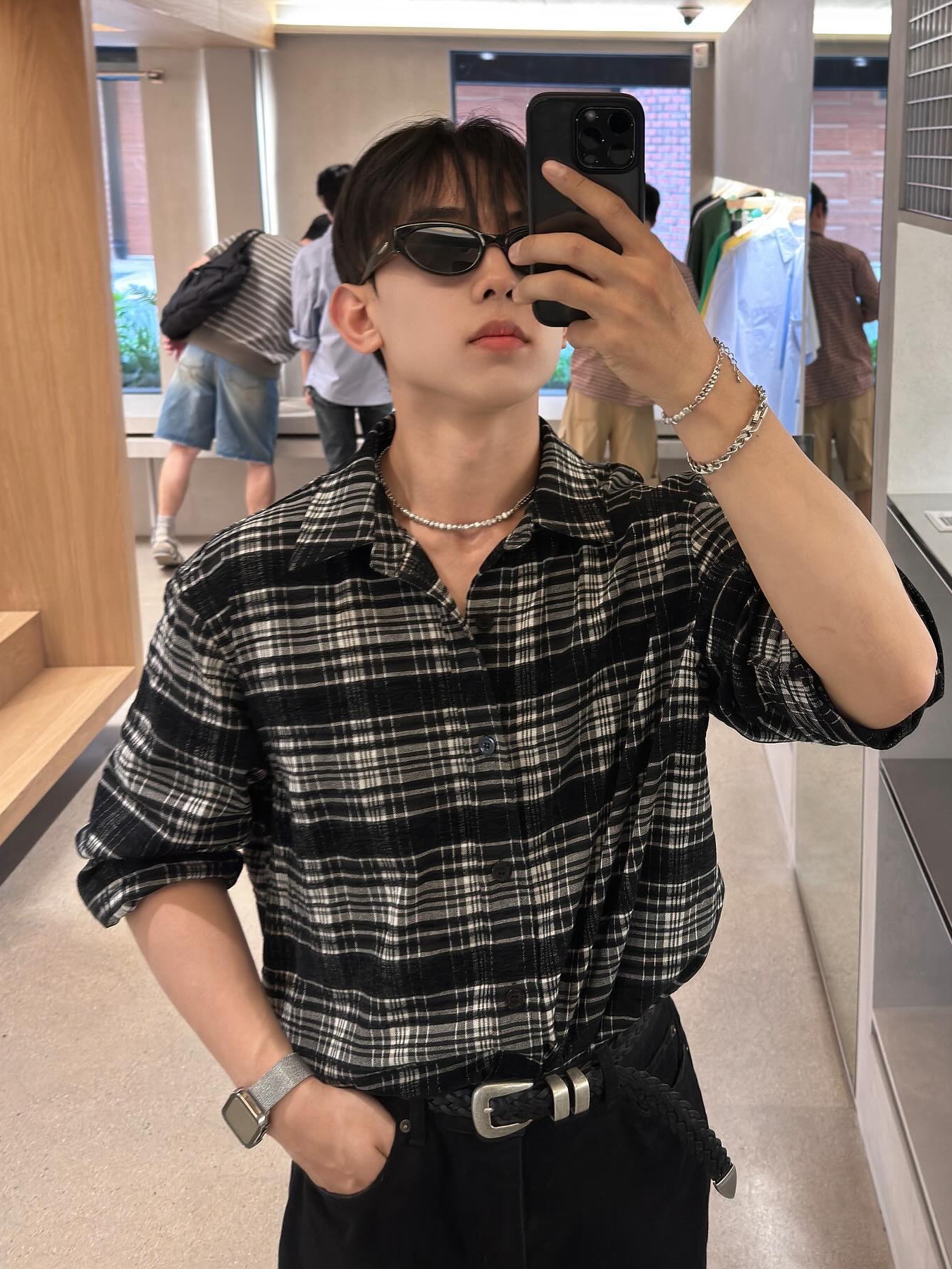 STU Check Shirt Black 착용 스타일 - 5