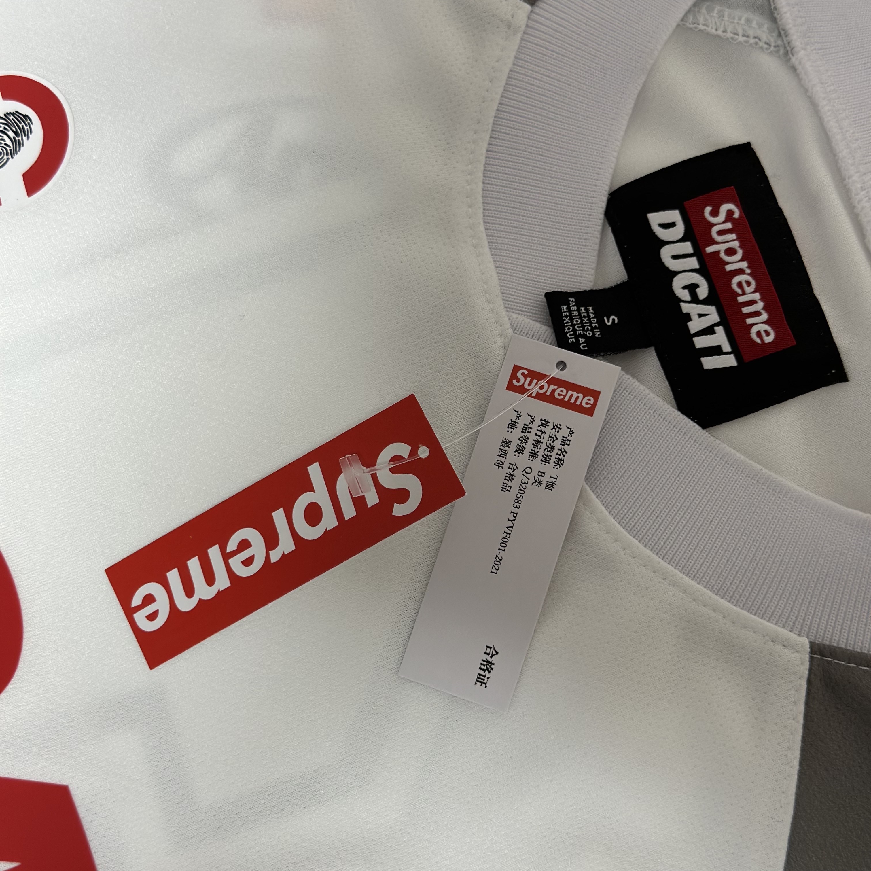Supreme x Ducati Soccer Jersey White - 24SS 착용 스타일 - 2