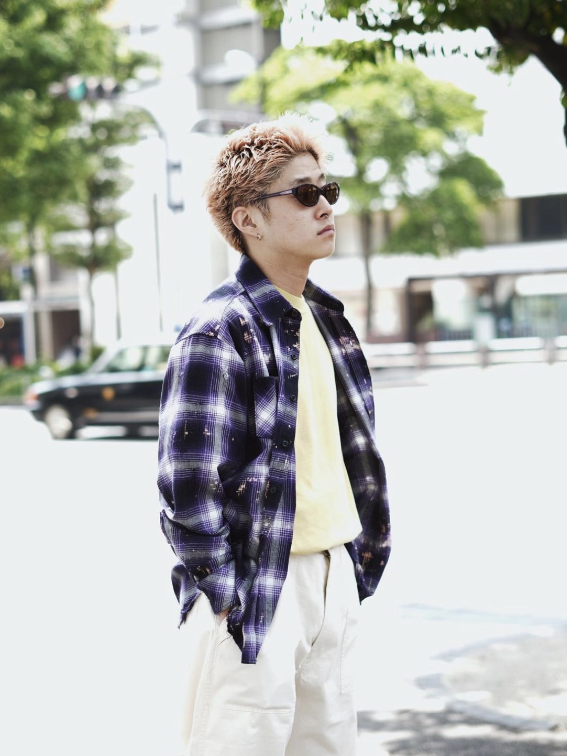 Rafu Bleached Damaged Shirt Blue, Rafu Bleached Damaged Shirt Brown 착용 스타일 - 3