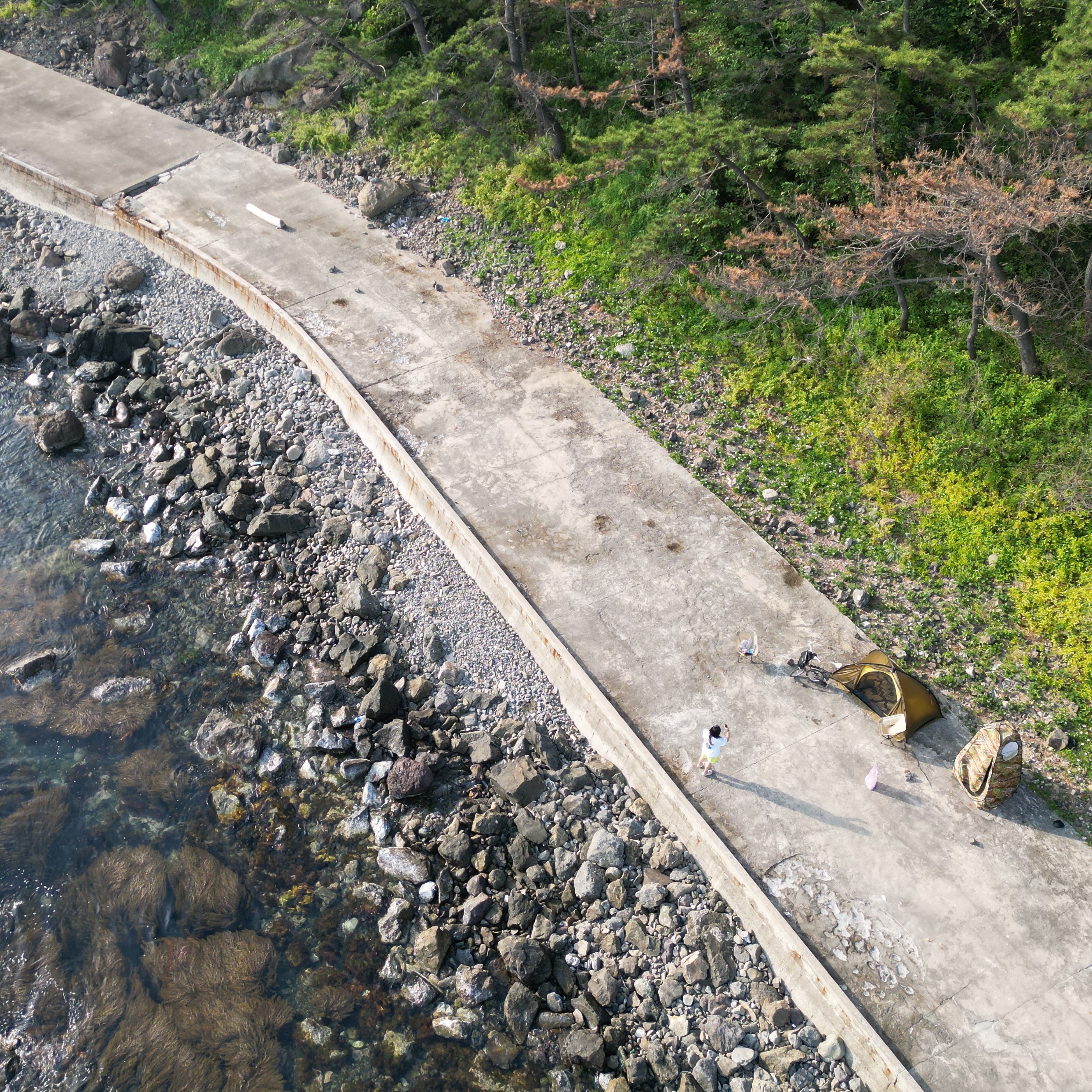 Hilleberg Niak Sand, Helinox Chair Zero L Sand 착용 스타일