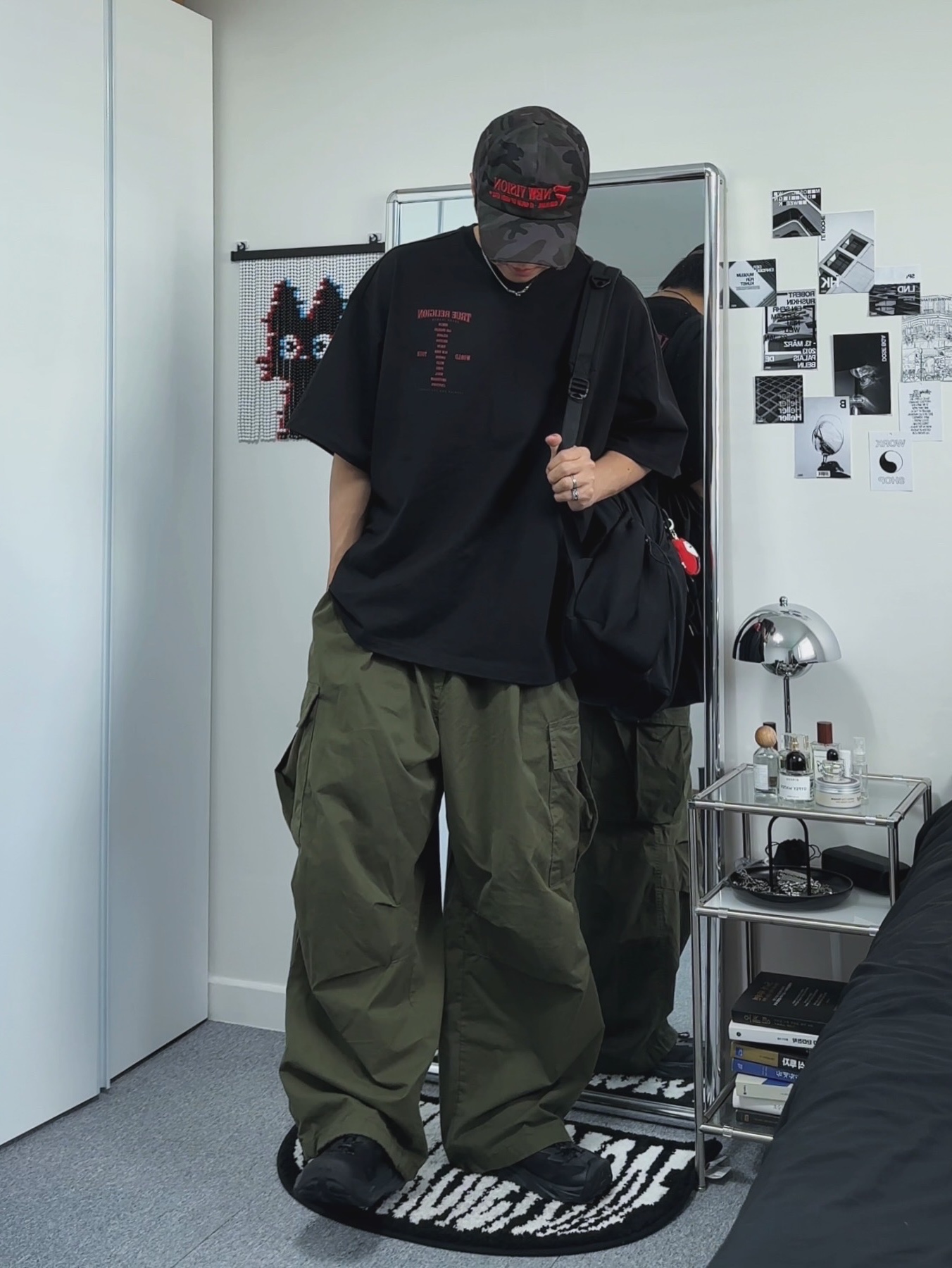 True Religion TR World Tour T-Shirt Black, Hoka Hopara 2 Black 착용 스타일 - 3