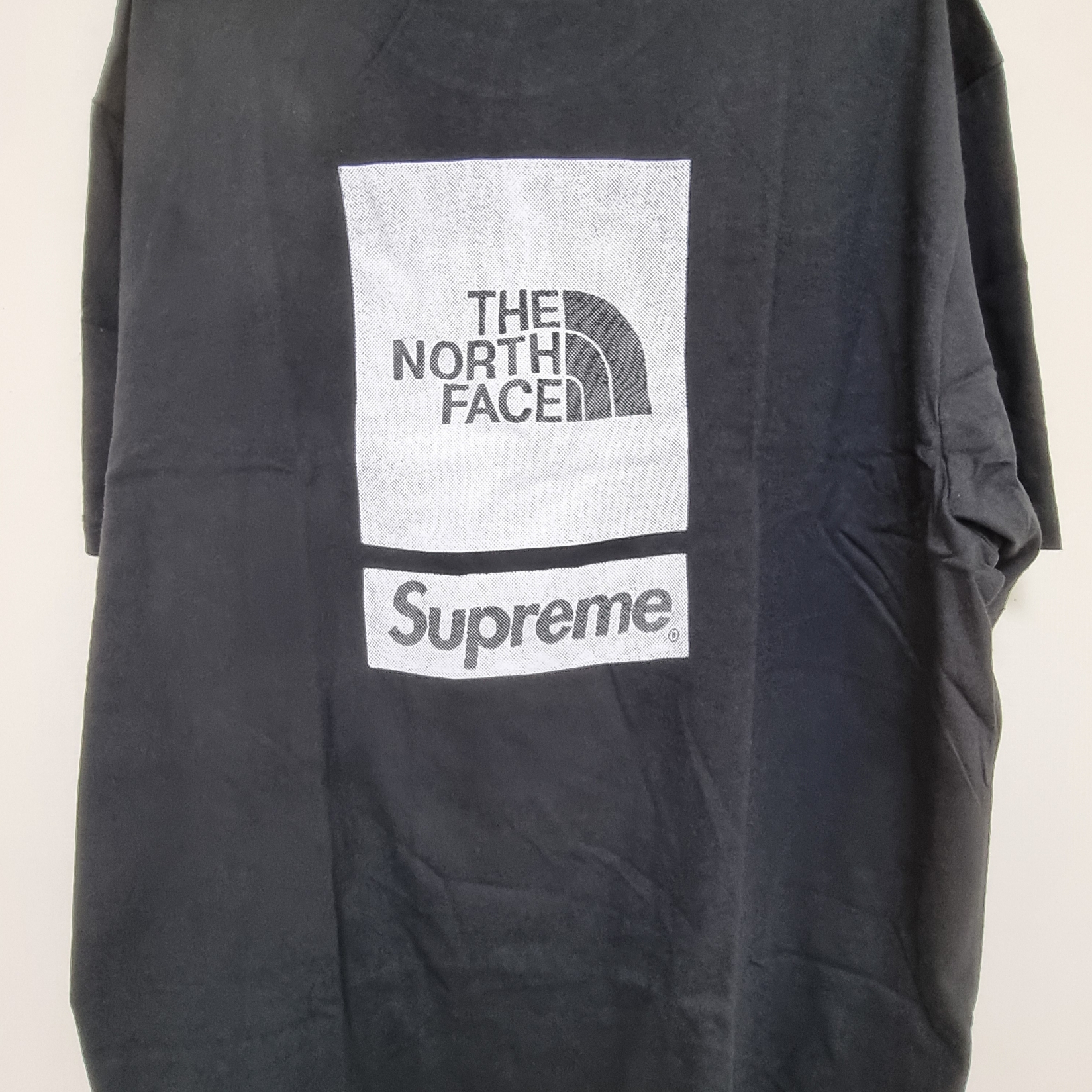 Supreme x The North Face S/S Top Black - 24SS 착용 스타일 - 2