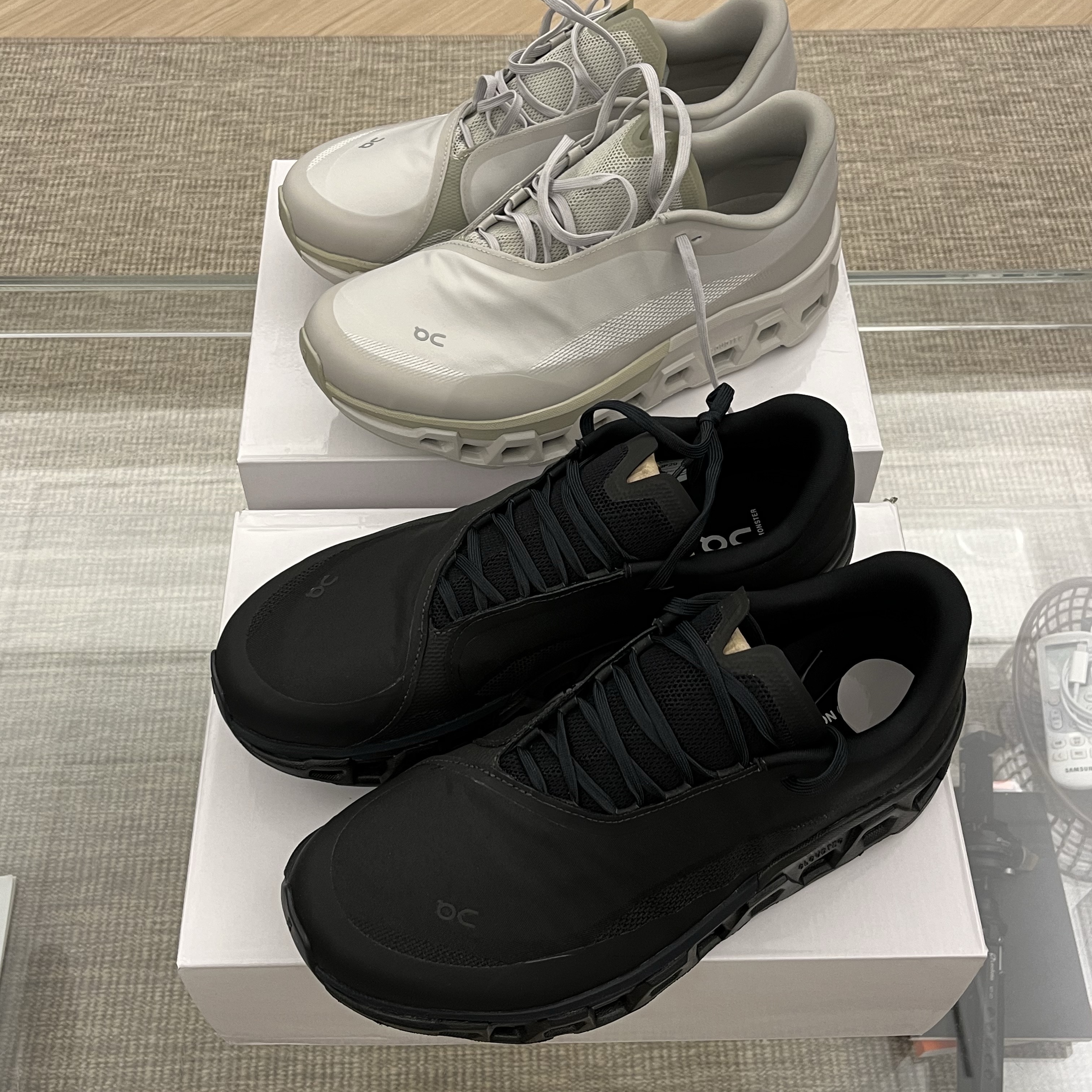 On Running x Post Archive Faction (Paf) Cloudmonster 2 Moondust Chalk 착용 스타일 - 7