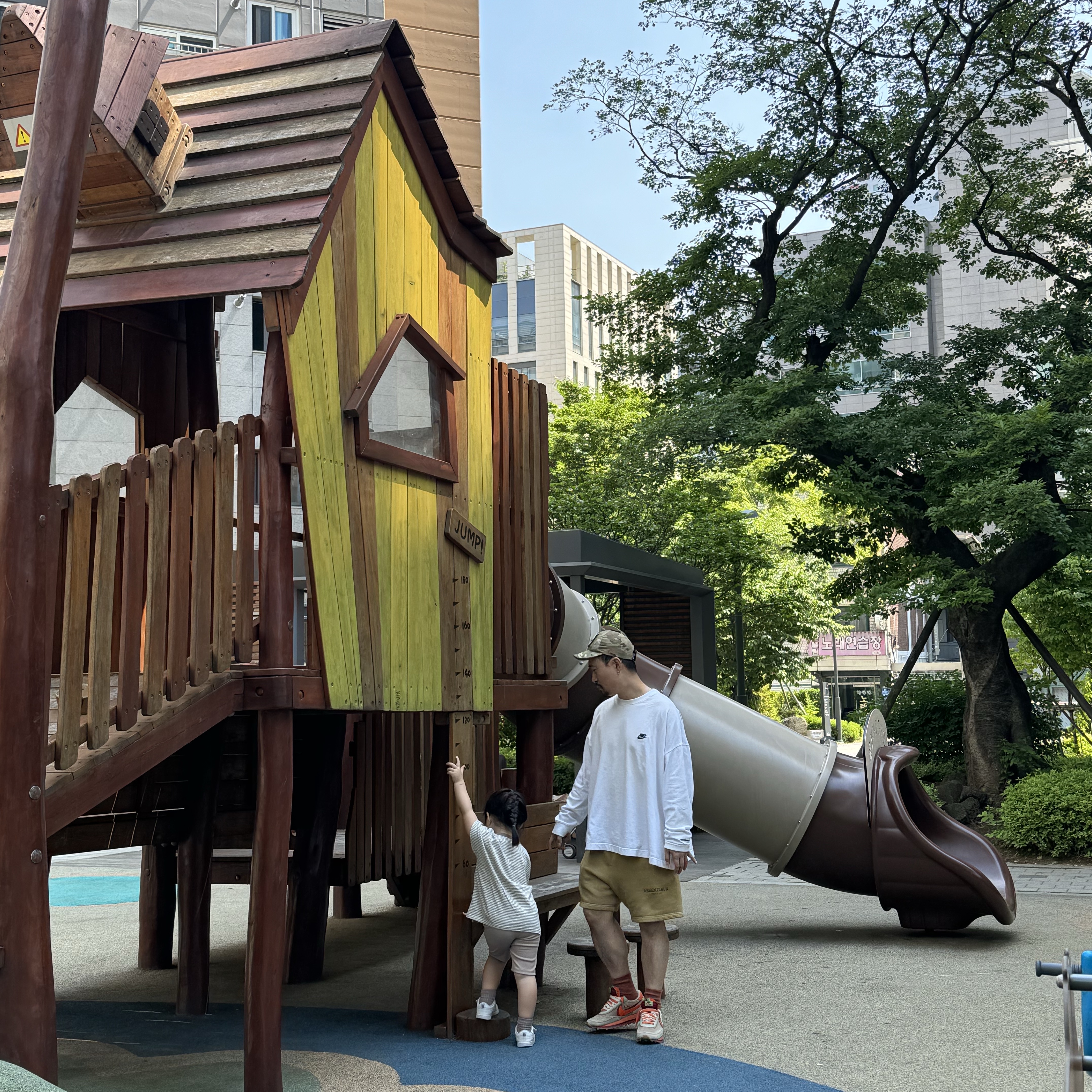 YMCL KY Tactical Folding Cap Multi, Nike x Peaceminusone LS T-Shirt White (DR0098-100) 착용 스타일