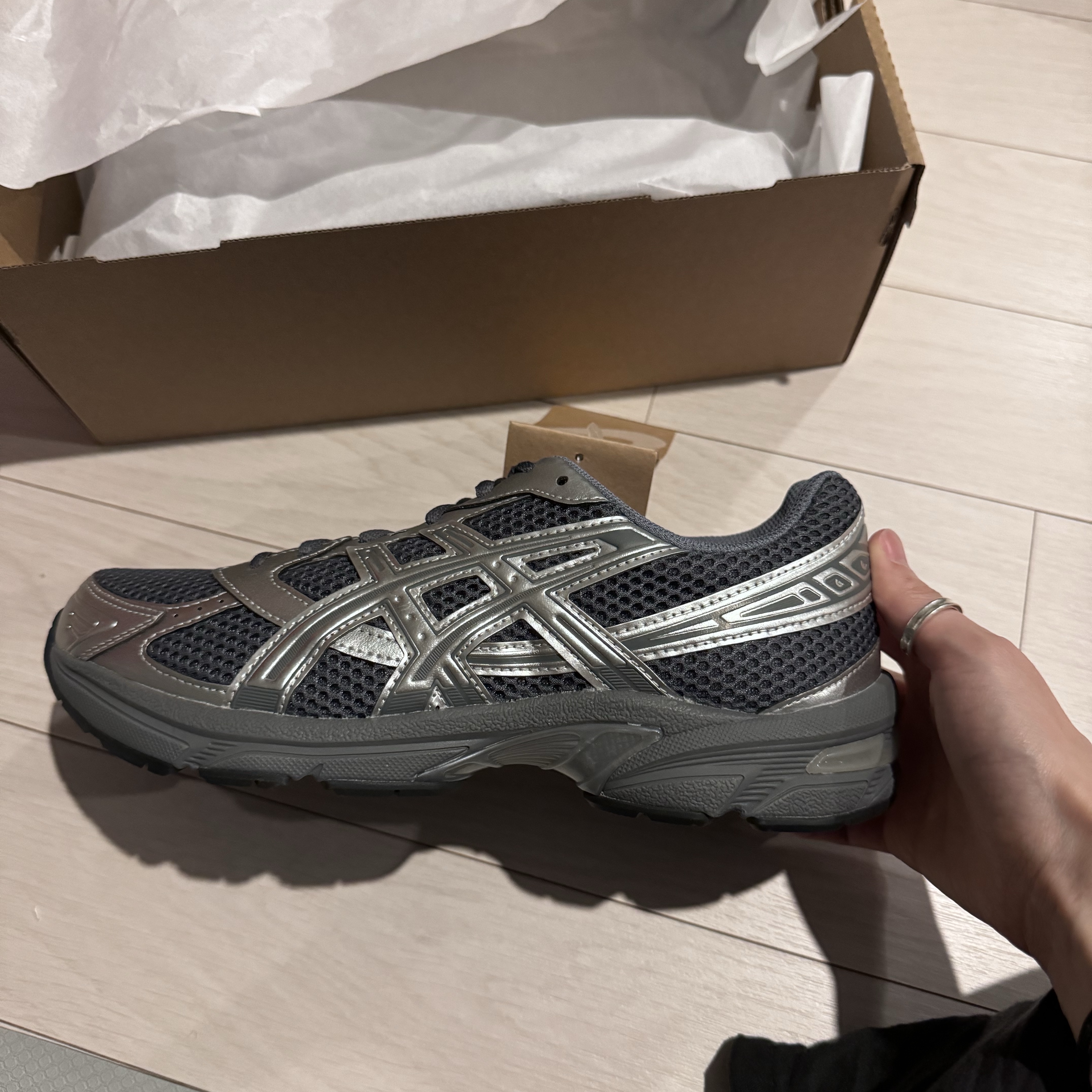 Asics Gel-1130 Steel Grey Pure Silver 착용 스타일 - 2