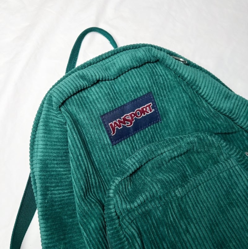 Jansport Half Pint Mini Backpack Deep Junior Corduroy 착용 스타일