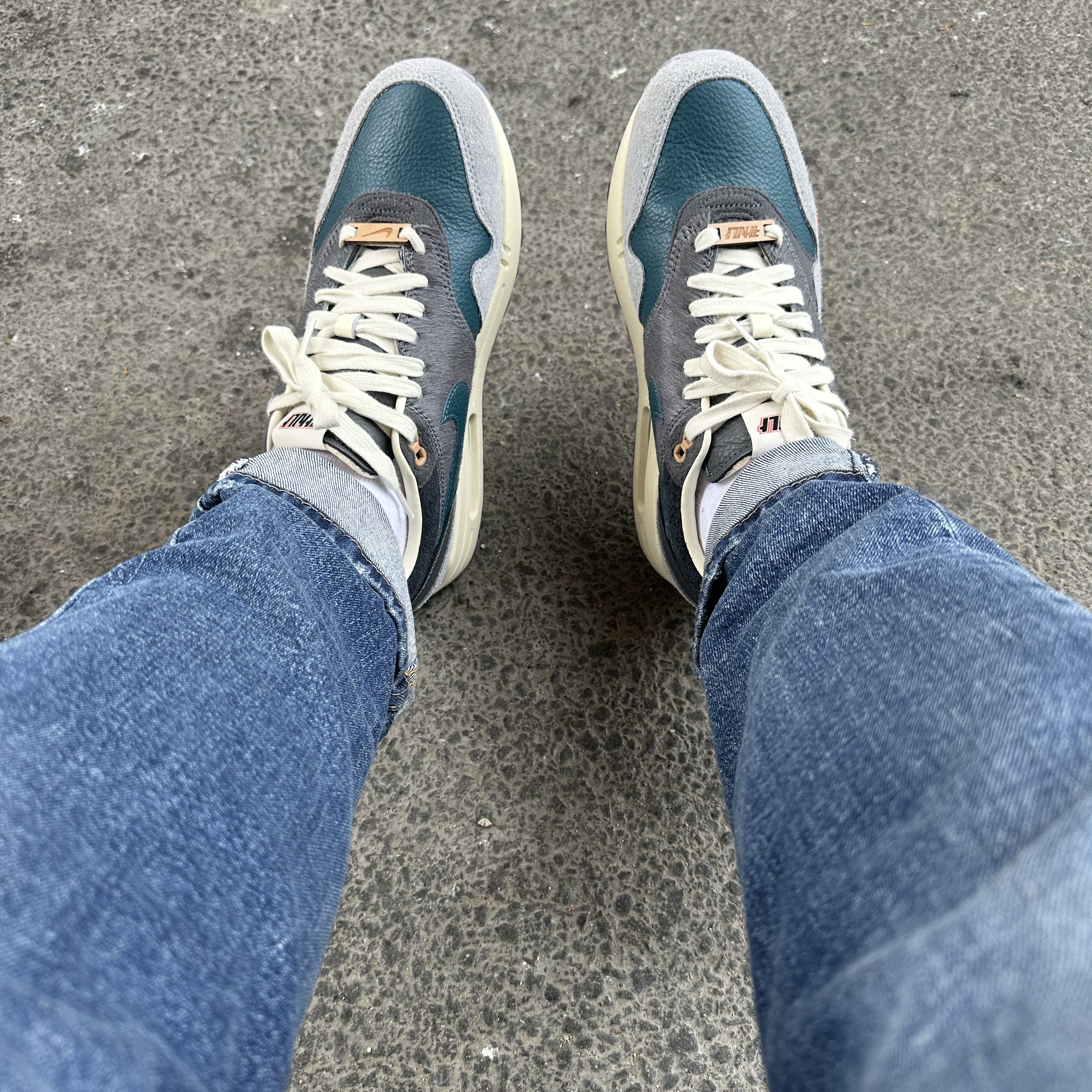 Nike x Kasina Air Max 1 SP Won-Ang Particle Grey 착용 스타일