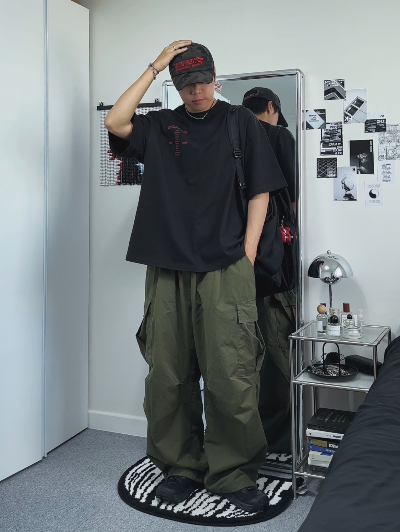 True Religion TR World Tour T-Shirt Black, Hoka Hopara 2 Black 착용 스타일 - 5