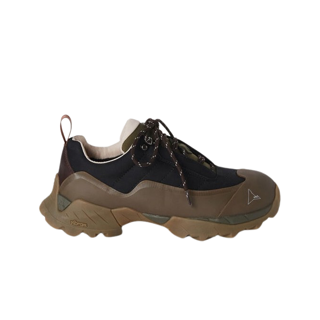 로아 하이킹 x 로로 피아나 카타리나 블랙(Roa Hiking x Loro Piana Katharina Black)