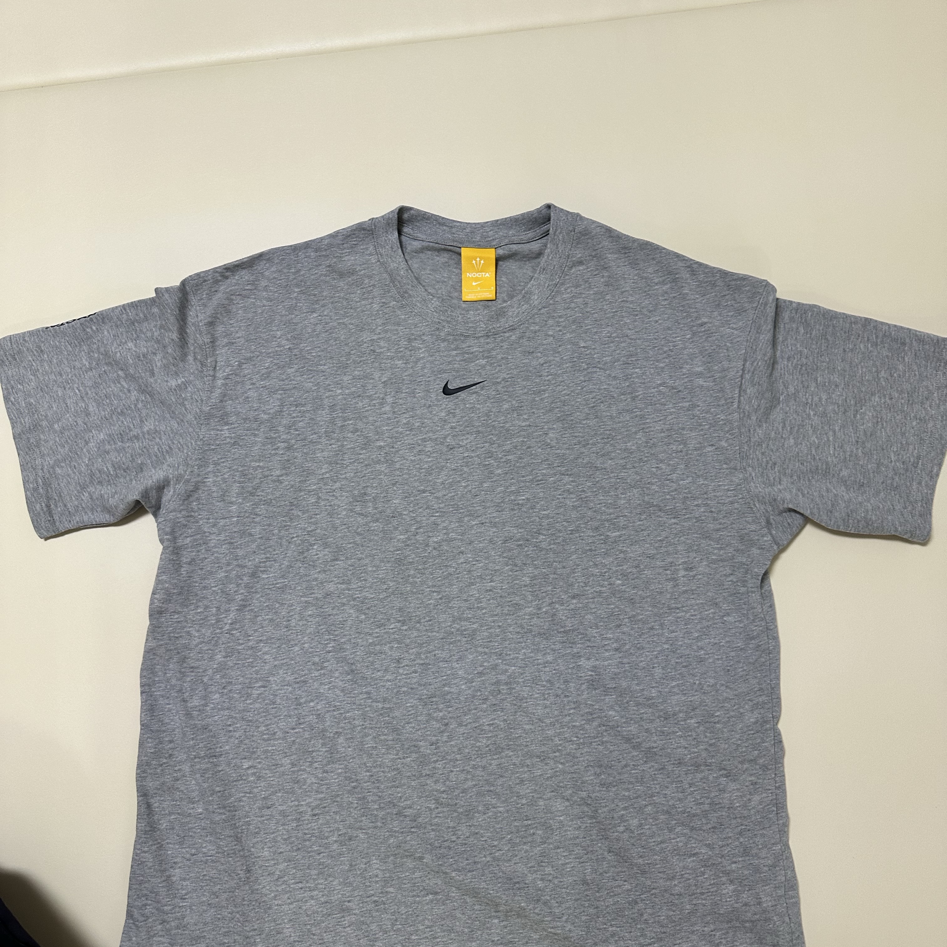 Nike x Drake Nocta Nylon Woven Shorts Black (FN8194-010) 착용 스타일 - 2