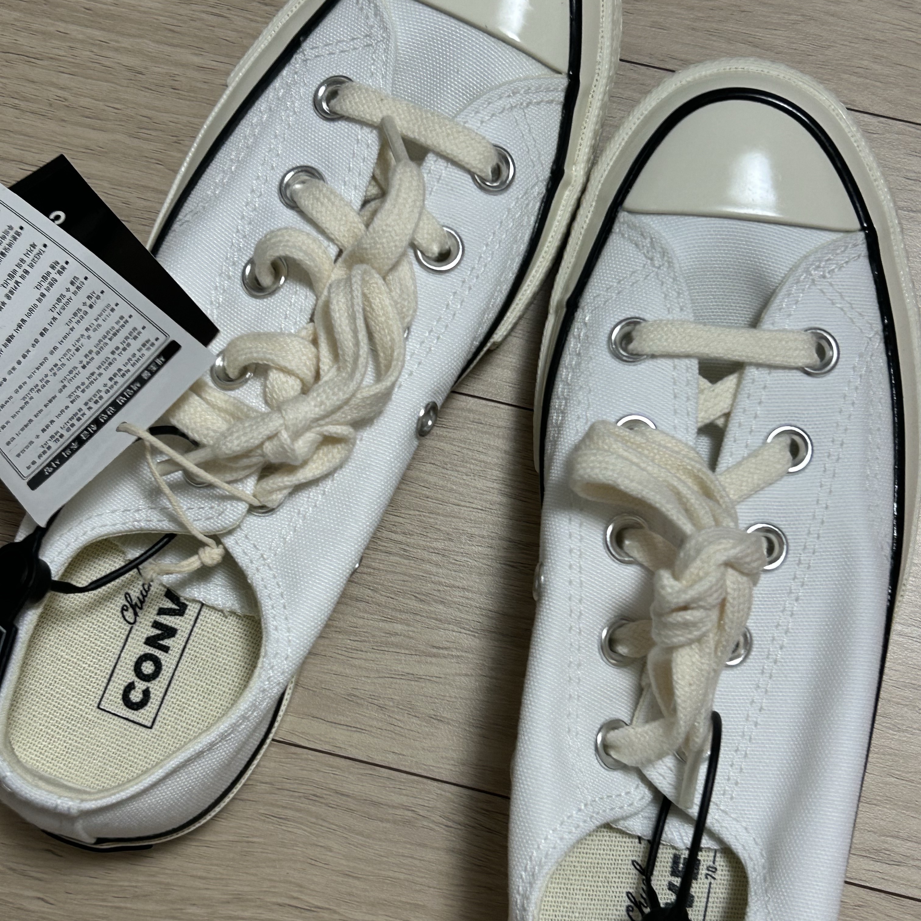 Converse Chuck 70 Ox Vintage Canvas Pinstripe White 착용 스타일 - 2