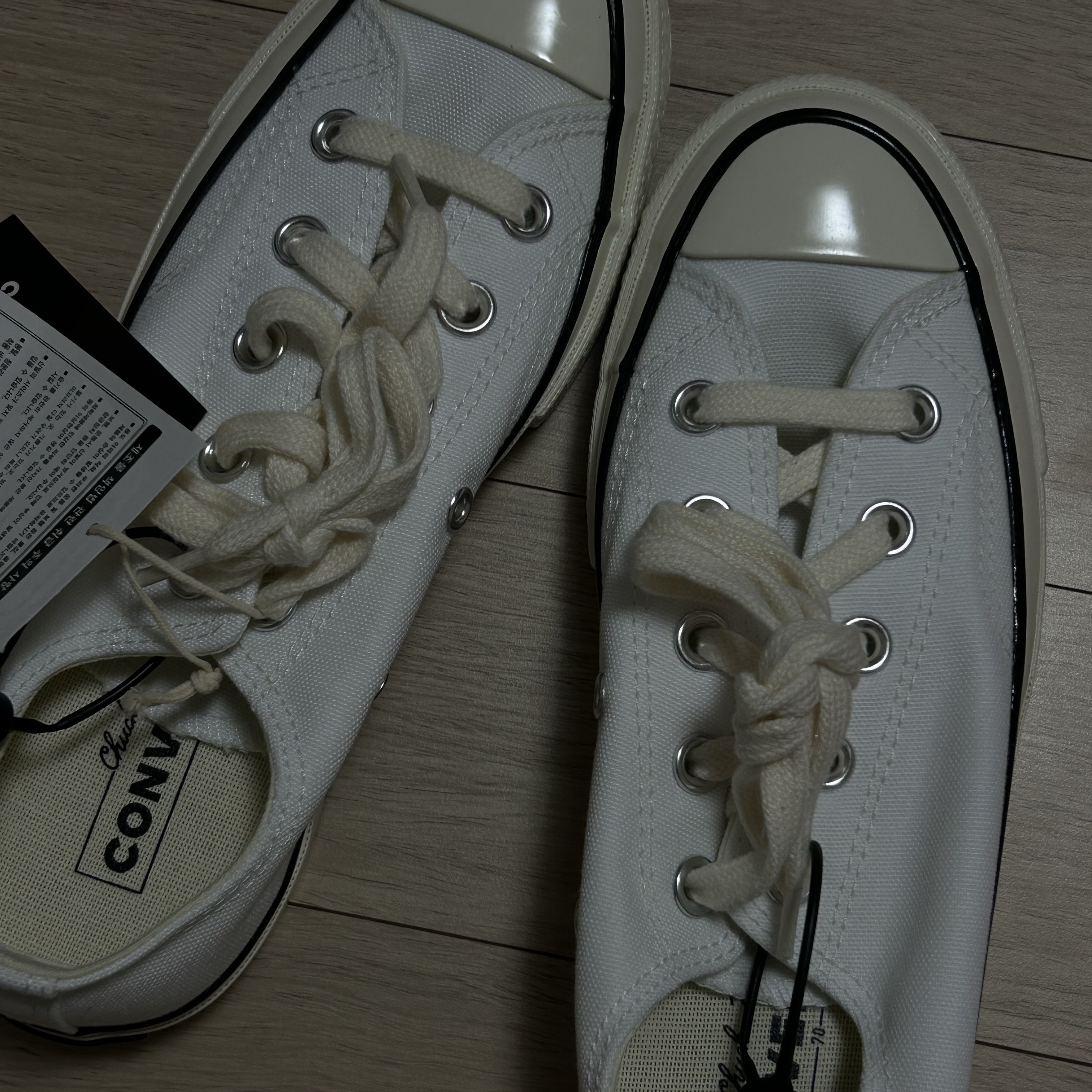Converse Chuck 70 Ox Vintage Canvas Pinstripe White 착용 스타일 - 1