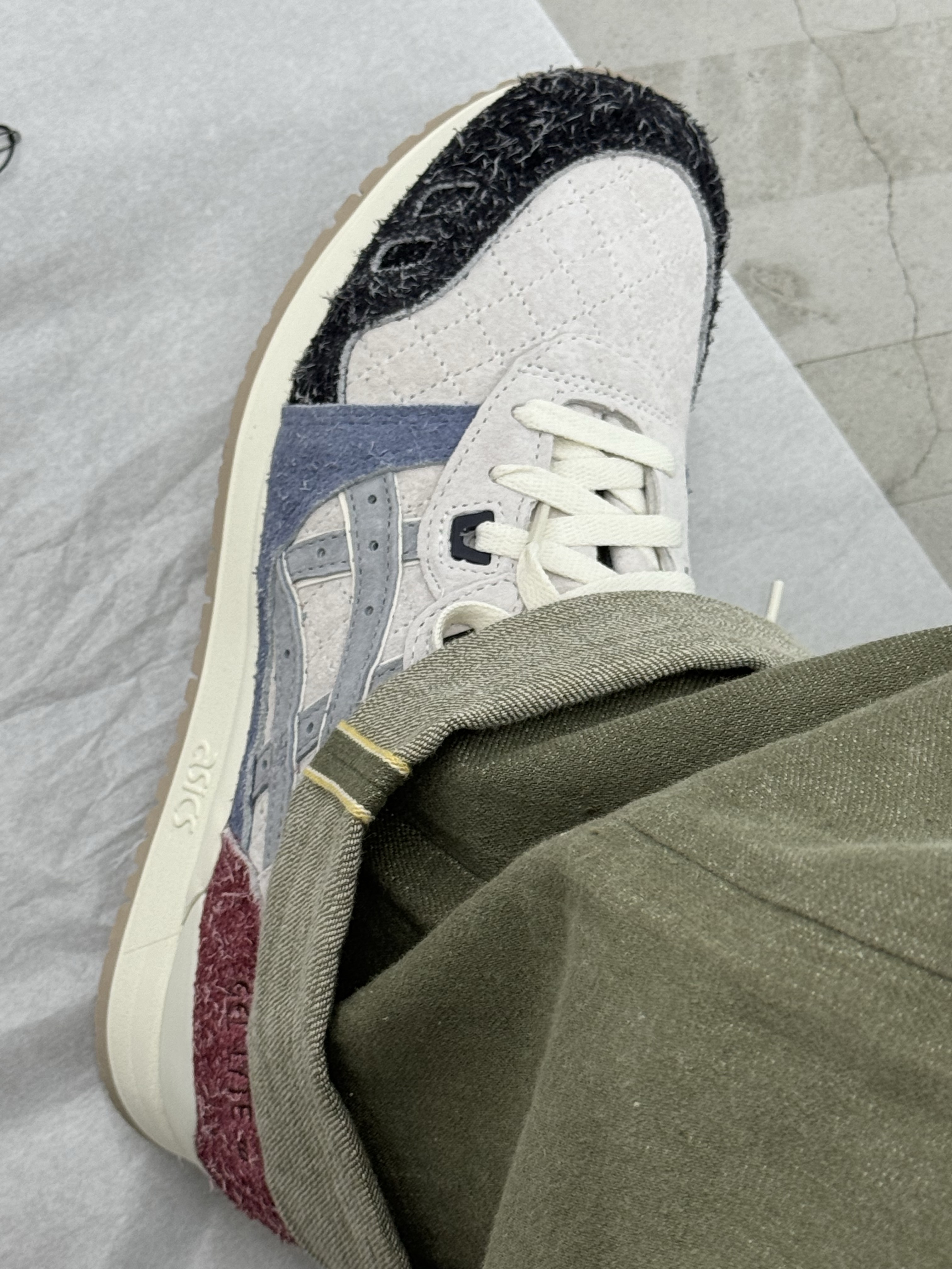 Asics x Kith Gel-Lyte III Remastered Seoul Cream 착용 스타일