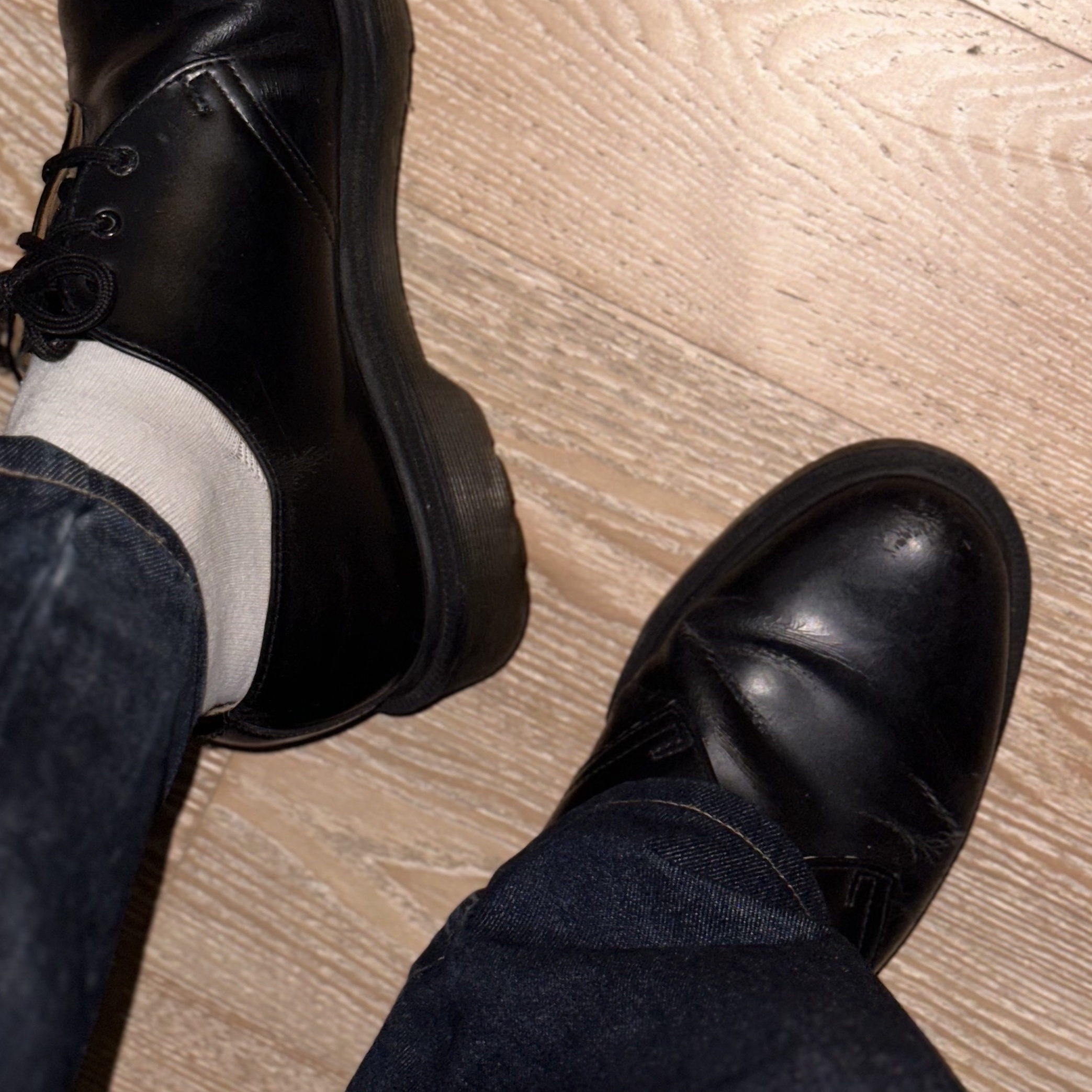 Dr. Martens 1461 Plain Welt Smooth Black, Dr. Martens 1461 Smooth Black 착용 스타일 - 2