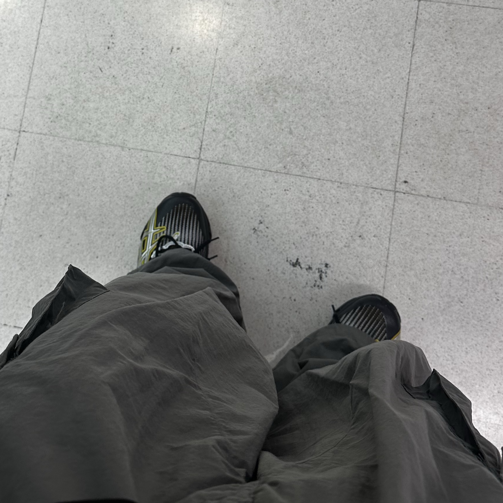 Asics x Kiko Kostadinov Gel-Quantum Levitrack Meteorite 착용 스타일