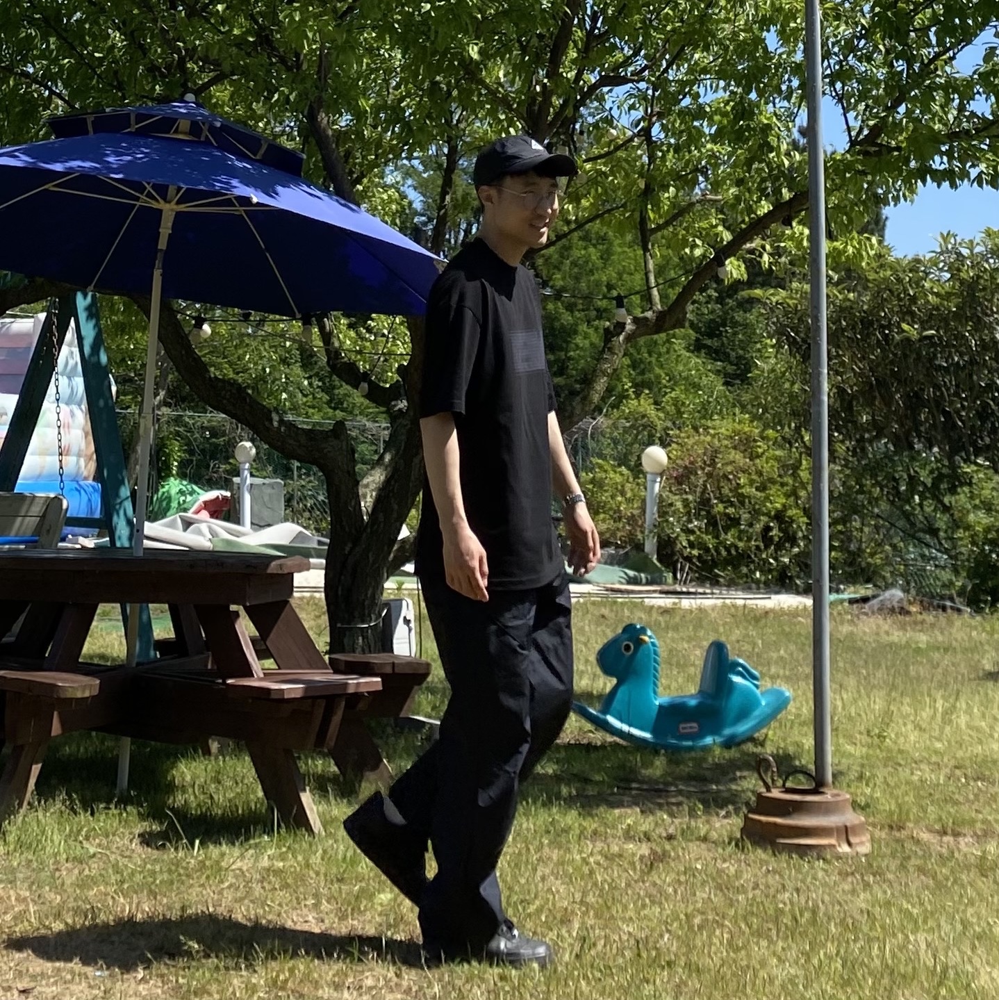 Nike x Supreme Air Force 1 Low Black, Nike ACG Trail Cap Black 착용 스타일